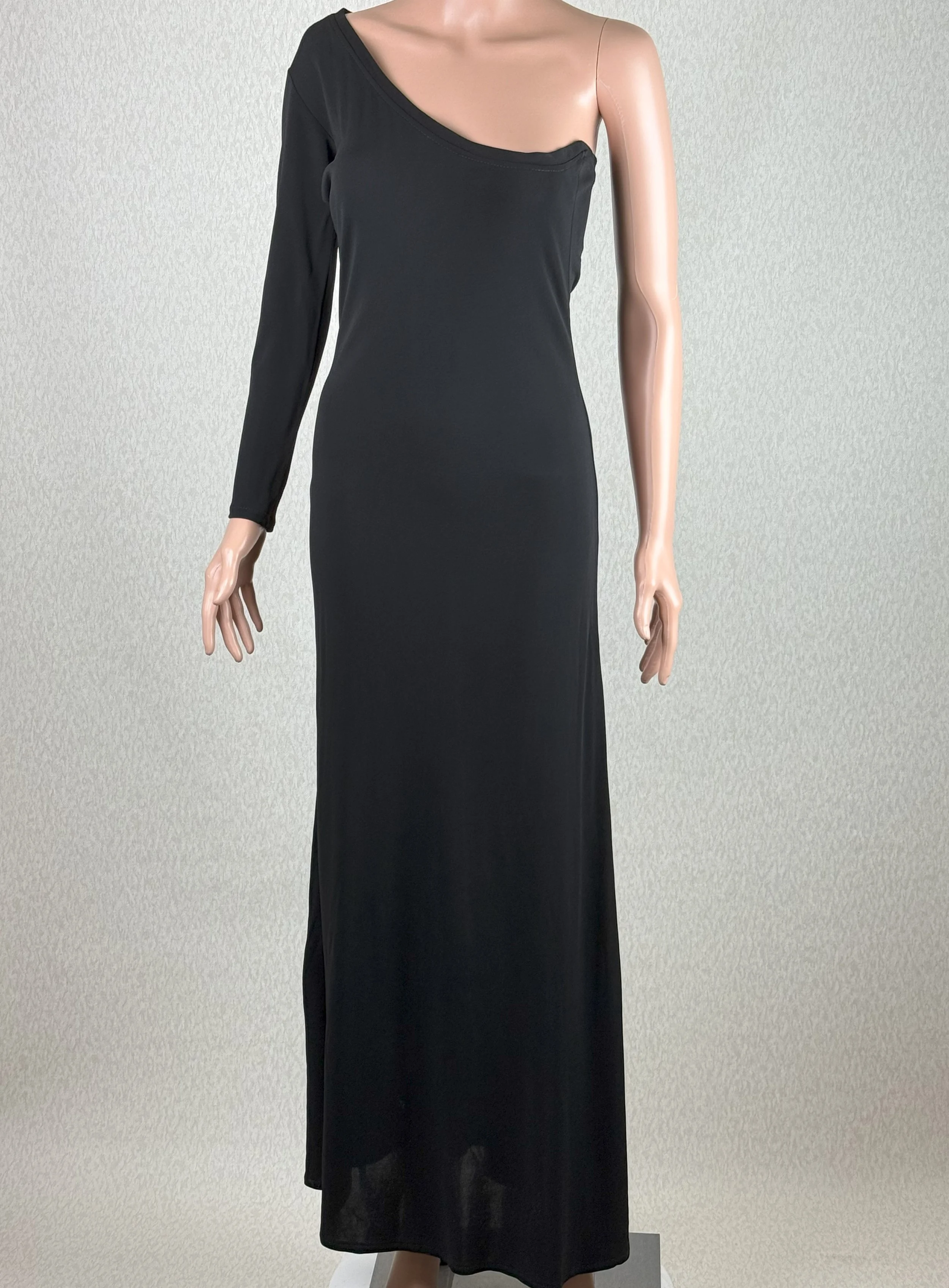 ASYMMETRIC MAXI DRESS WITH SLIT
