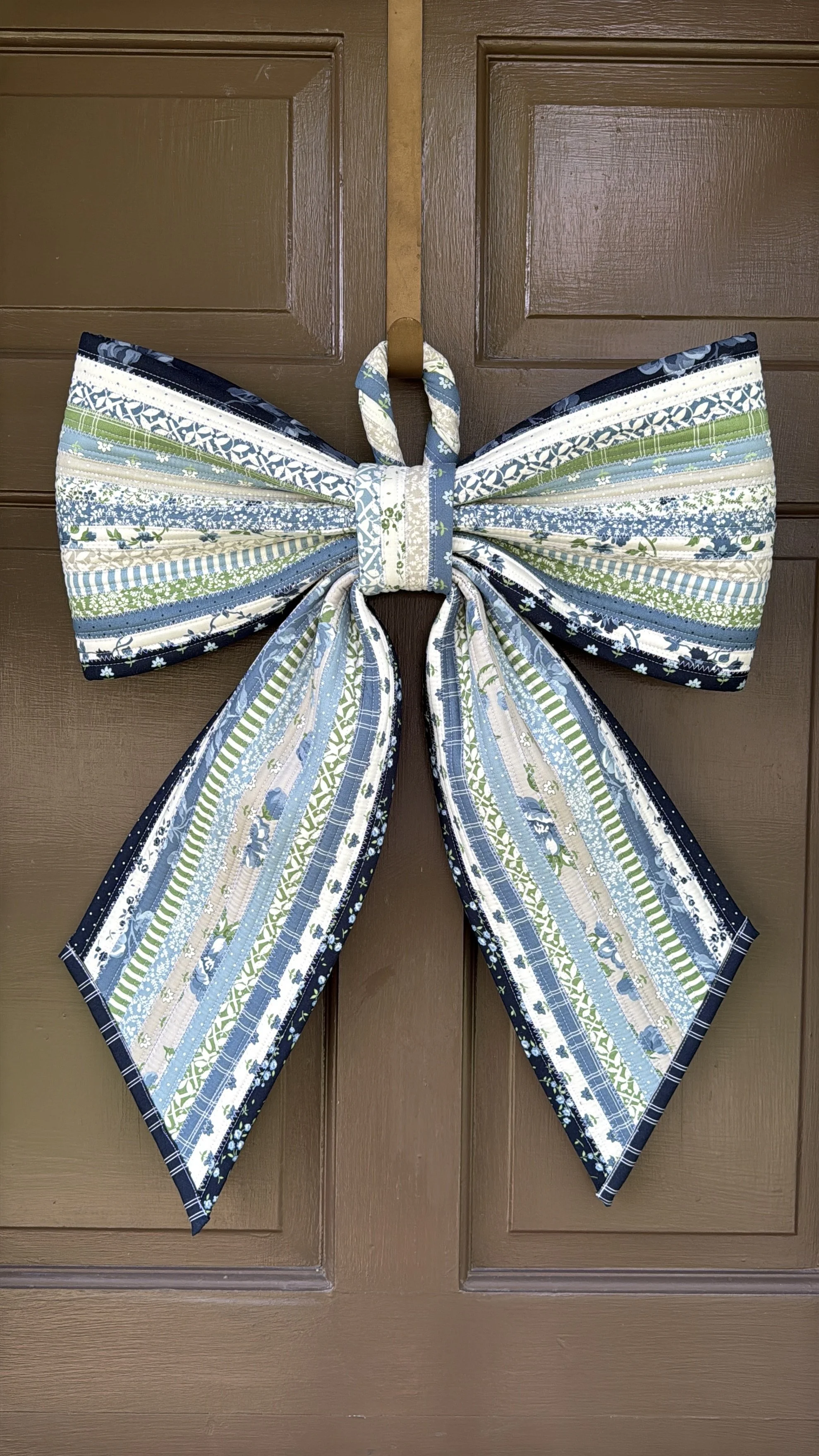 🧵 Jelly Roll Rope Bow Door Hanger Tutorial