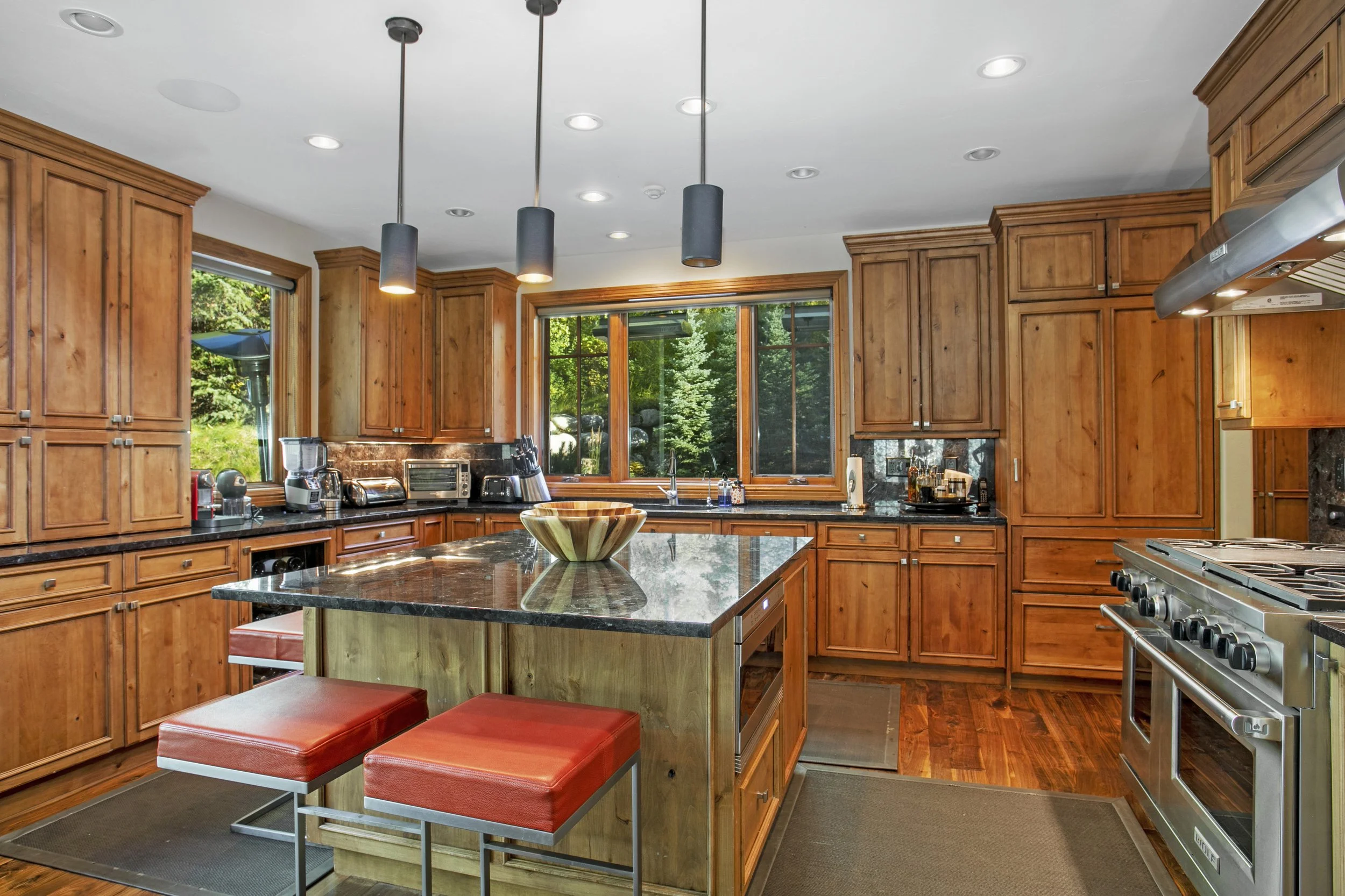 1418 Vail Valley Dr E-006.jpg