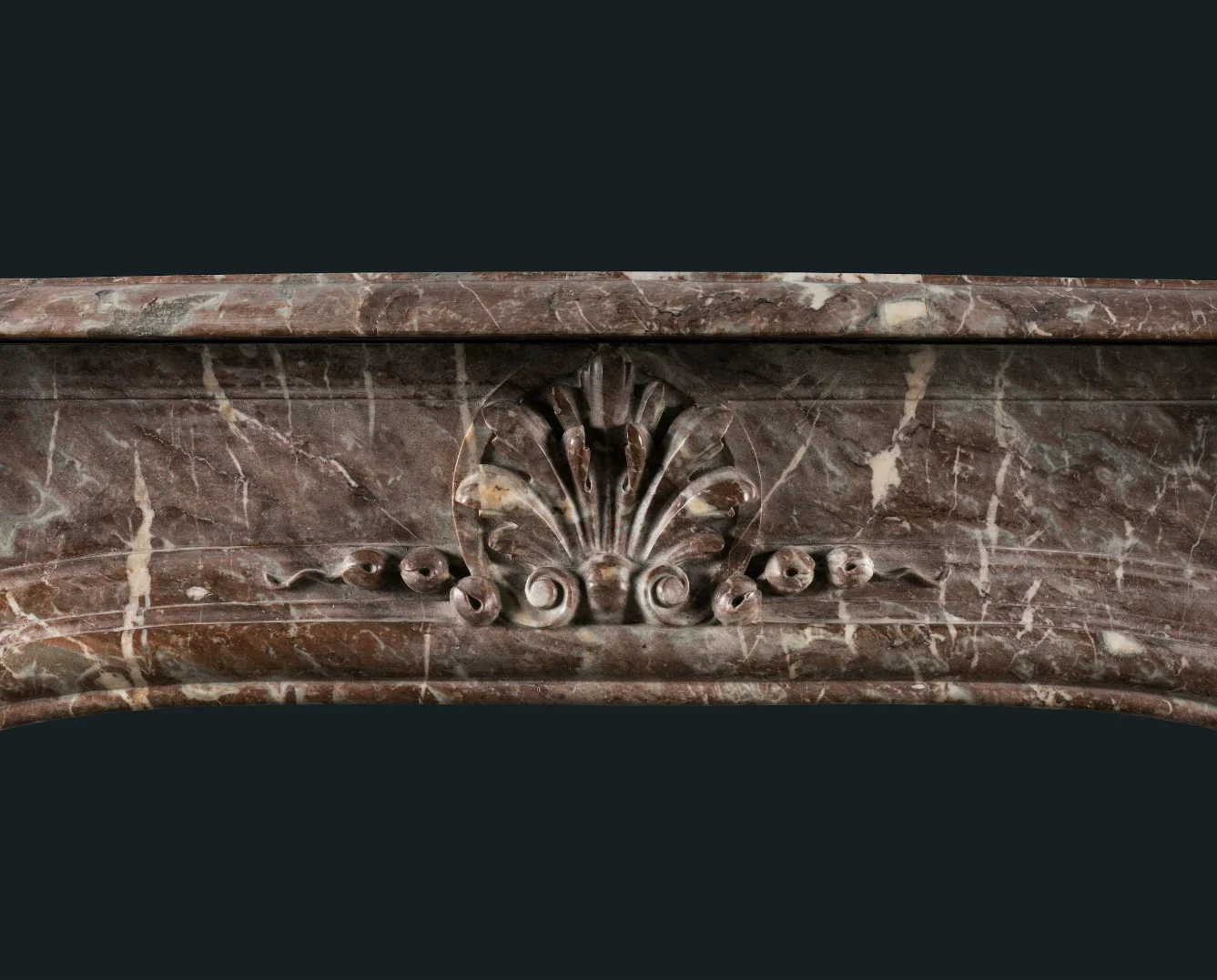 louis-xiv-frieze-scallop-carving-aw021.webp
