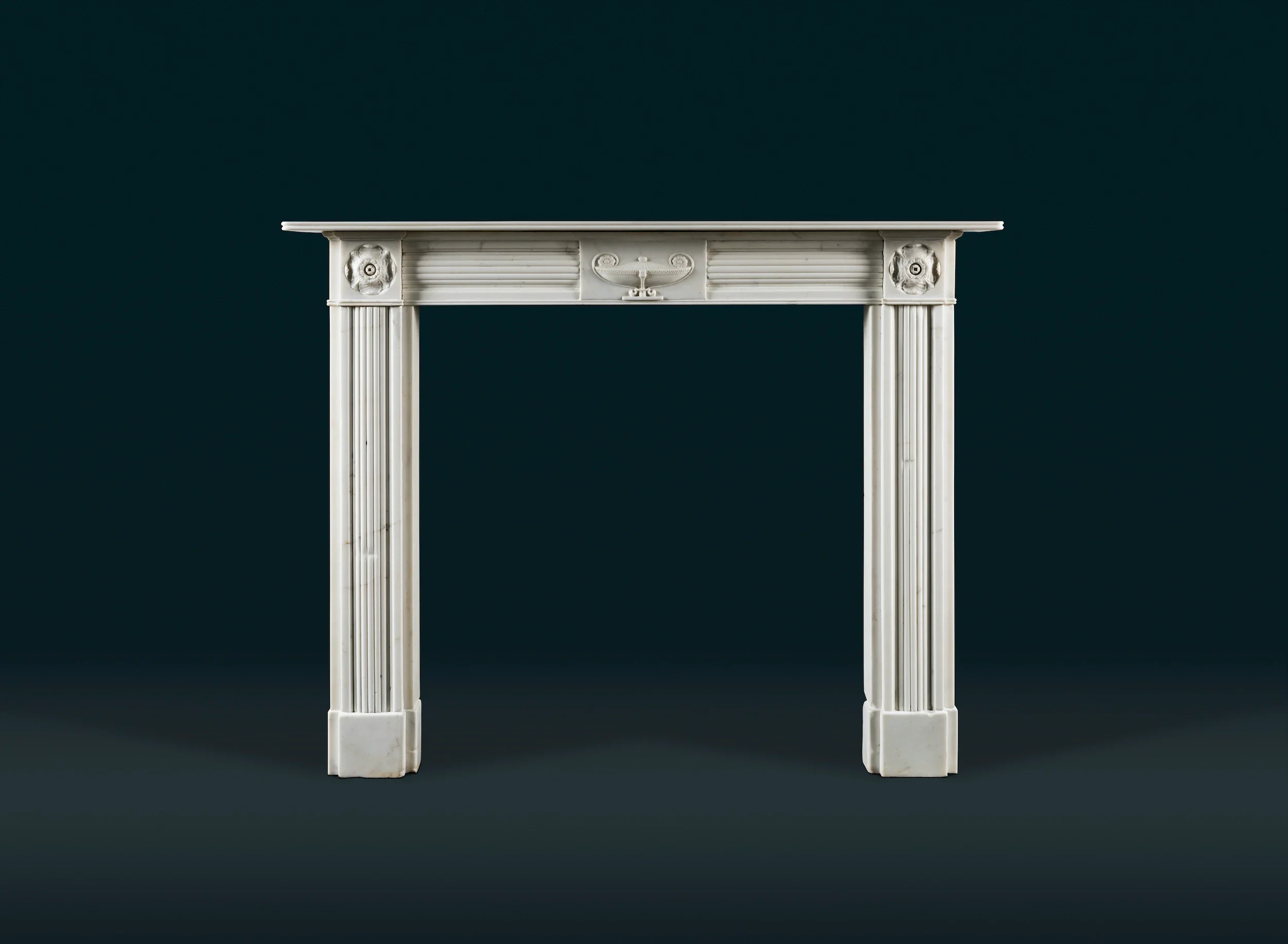 georgian-statuary-marble-fireplace-surround-aw016.webp