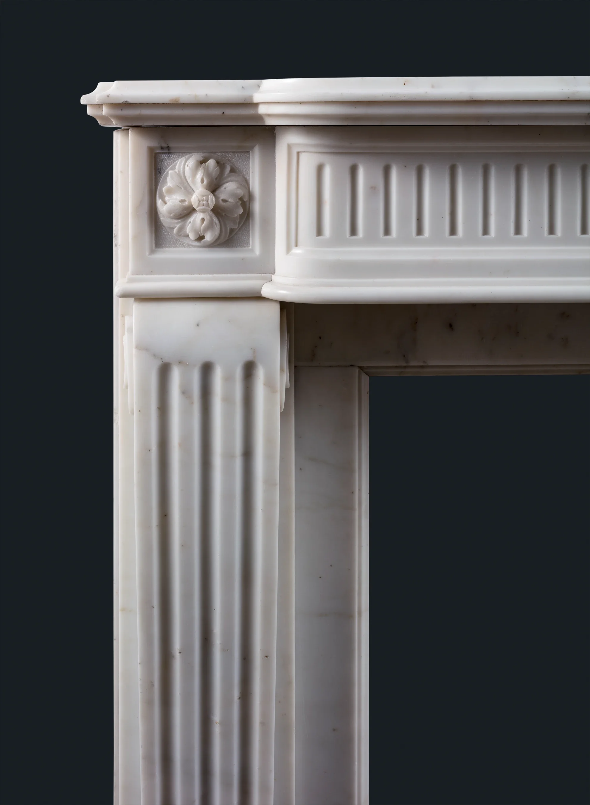 antique-french-white-statuary-marble-mantelpiece-aw001.webp