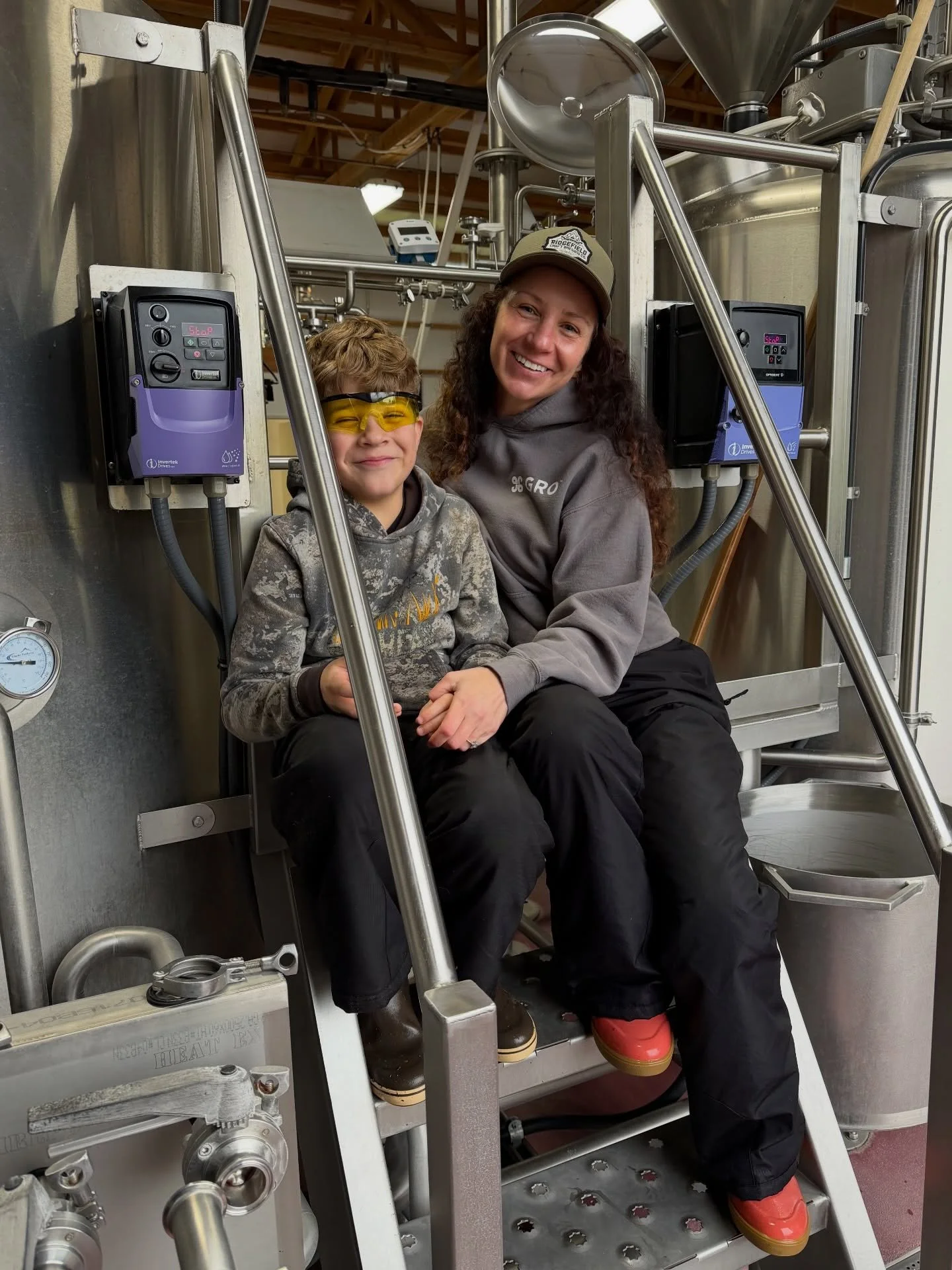 𝖺 𝗅𝗂𝗍𝗍𝗅𝖾 𝗀𝗅𝗂𝗆𝗉𝗌𝖾 𝗂𝗇𝗍𝗈 𝗈𝗎𝗋 𝖿𝖺𝗆𝗂𝗅𝗒 𝖻𝗋𝖾𝗐 𝖽𝖺𝗒𝗌 🤎

𝗍𝗁𝖾𝗌𝖾 𝖺𝗋𝖾 𝗍𝗁𝖾 𝗆𝗈𝗆𝖾𝗇𝗍𝗌 𝗒𝗈𝗎 𝖽𝗈𝗇&rsquo;𝗍 𝖺𝗅𝗐𝖺𝗒𝗌 𝗌𝖾𝖾 &mdash;
𝗍𝗁𝖾 𝖾𝖺𝗋𝗅𝗒 𝗆𝗈𝗋𝗇𝗂𝗇𝗀𝗌, 𝗍𝗁𝖾 𝗁𝖺𝗋𝖽 𝗐𝗈𝗋𝗄, 𝗍𝗁𝖾 𝗉𝗋𝗂𝖽