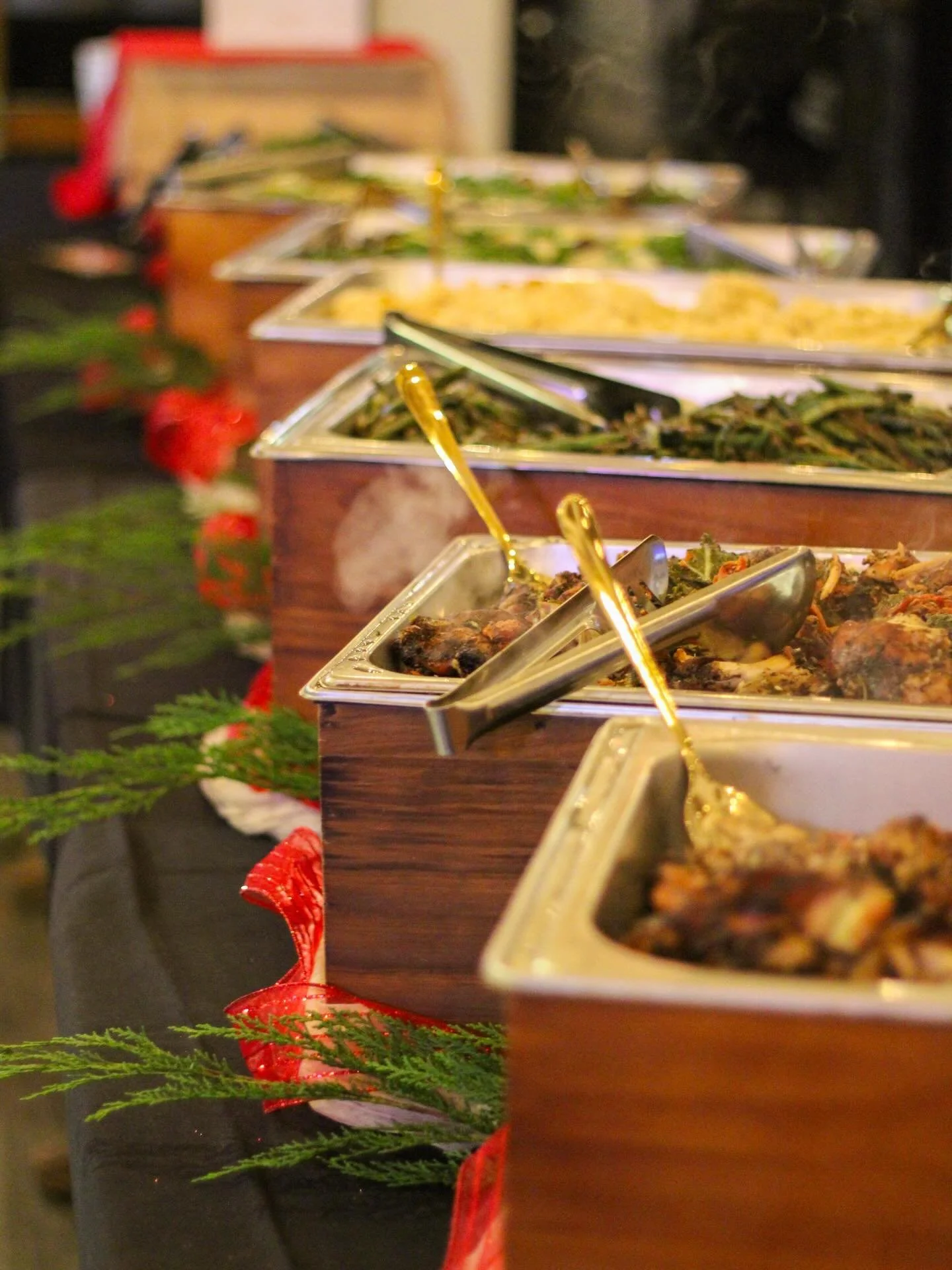 Hello, December! Kicking off our first Christmas event with casino lights and a winning spread! 🎄🎲✨