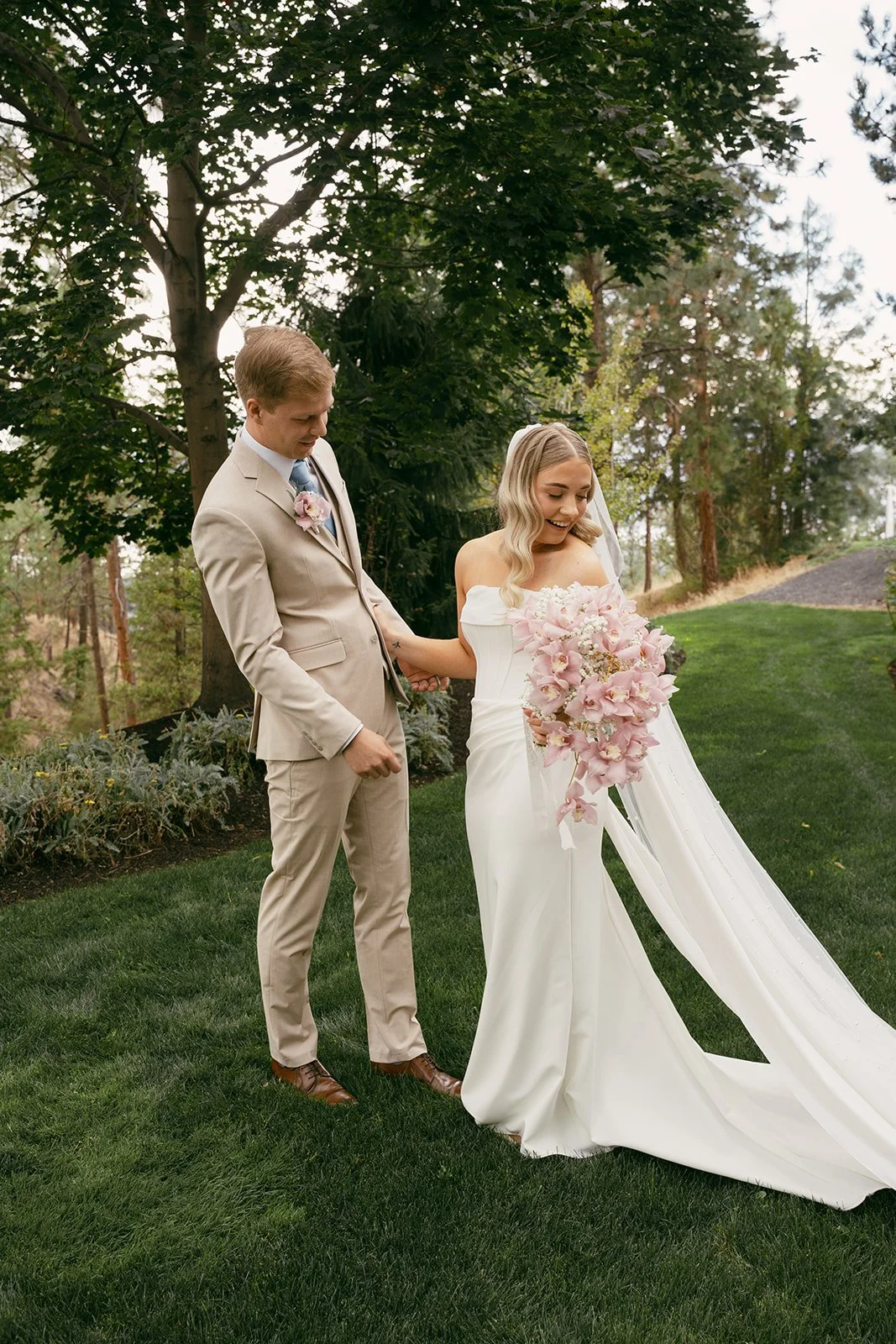 Groom's reaction to the first look