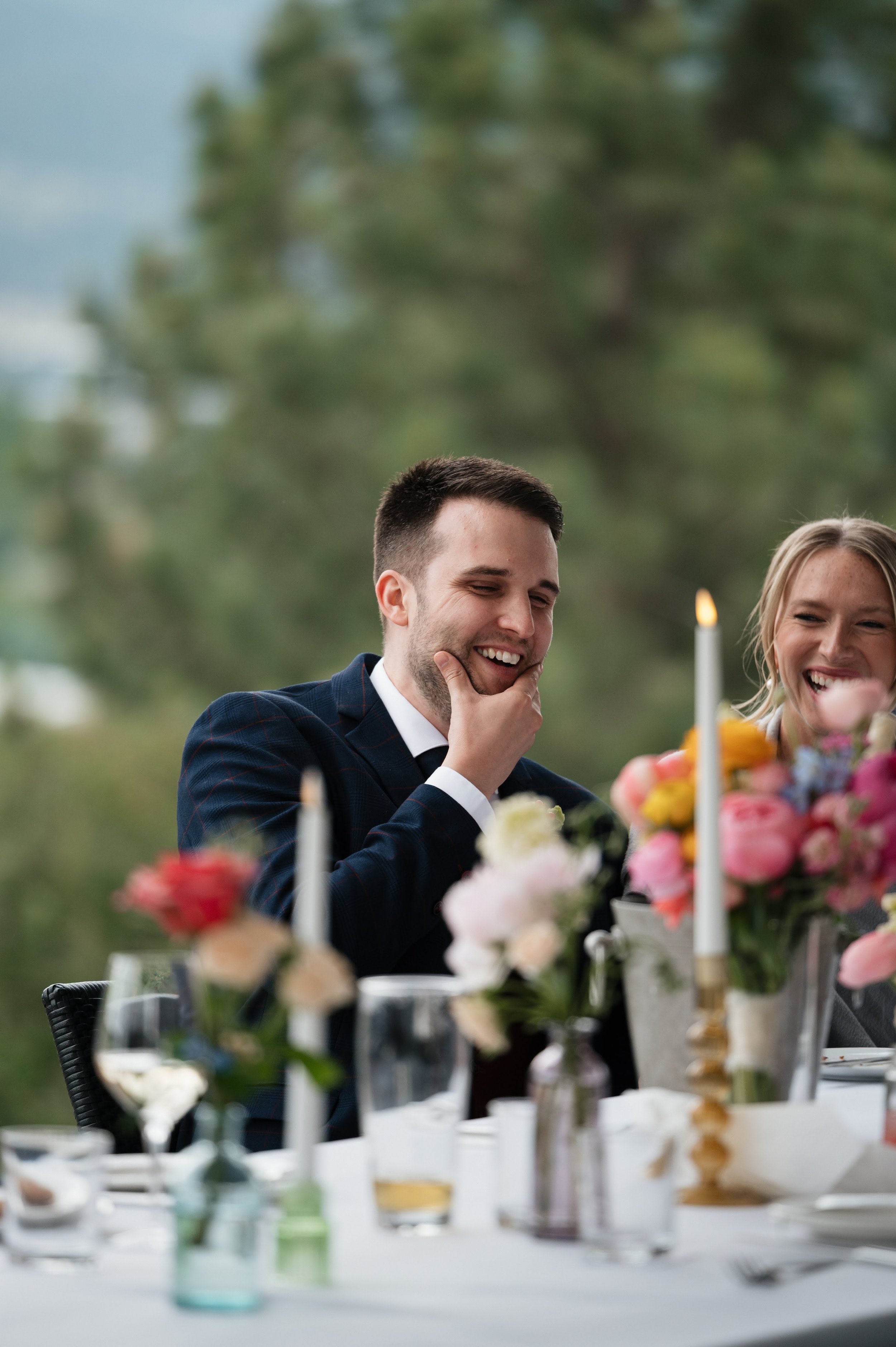 A vibrant tablescape for an Okanagan celebration 