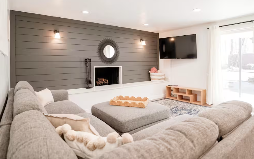 RR HOUSE 1.png (Copy) (Copy)