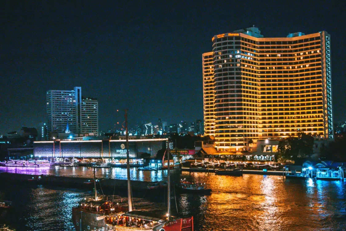 Riverside, Bangkok 