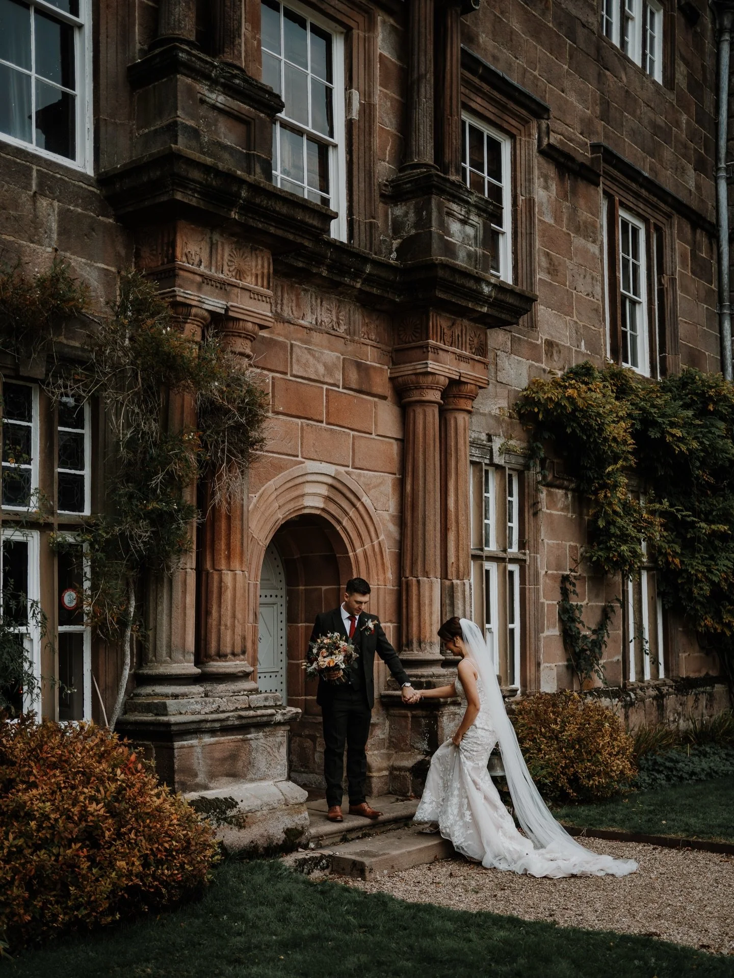 I can&rsquo;t wait to be back at @browsholmeweddings tomorrow for my first wedding of the year!!!! Wonder if we will get some ❄️ ❄️ 

Here&rsquo;s a few pics from Danielle and Chris&rsquo;s wedding in October 🤍🤍