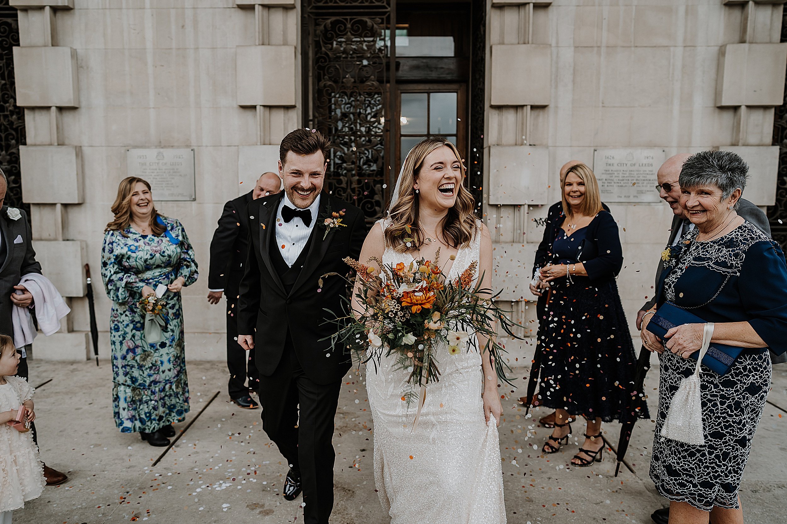 leeds+civic+hall+elopement+wedding+photographer+rolands+city+cernter_0016.jpg