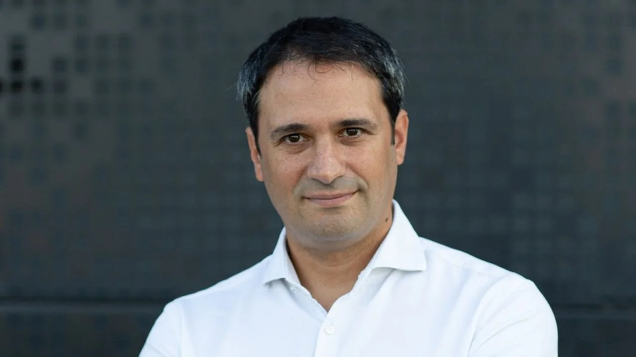 Yellowlines // Guillaume Carmona