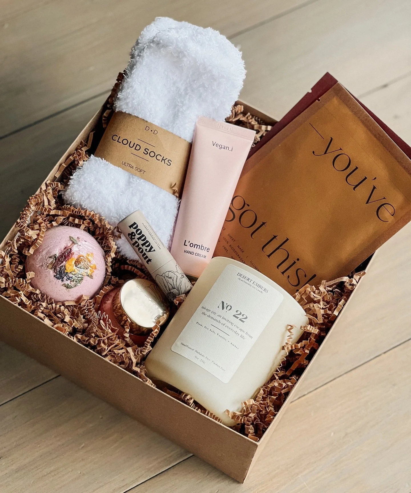 If you&rsquo;re looking for a birthday, self-care or a &ldquo;I&rsquo;m thinking about you&rdquo; gift &mdash; our Deluxe &amp; Mini Spa Day gift boxes are perfect and ready ship. We even add a personalized note to the recipient for you. 🤎

Check ou