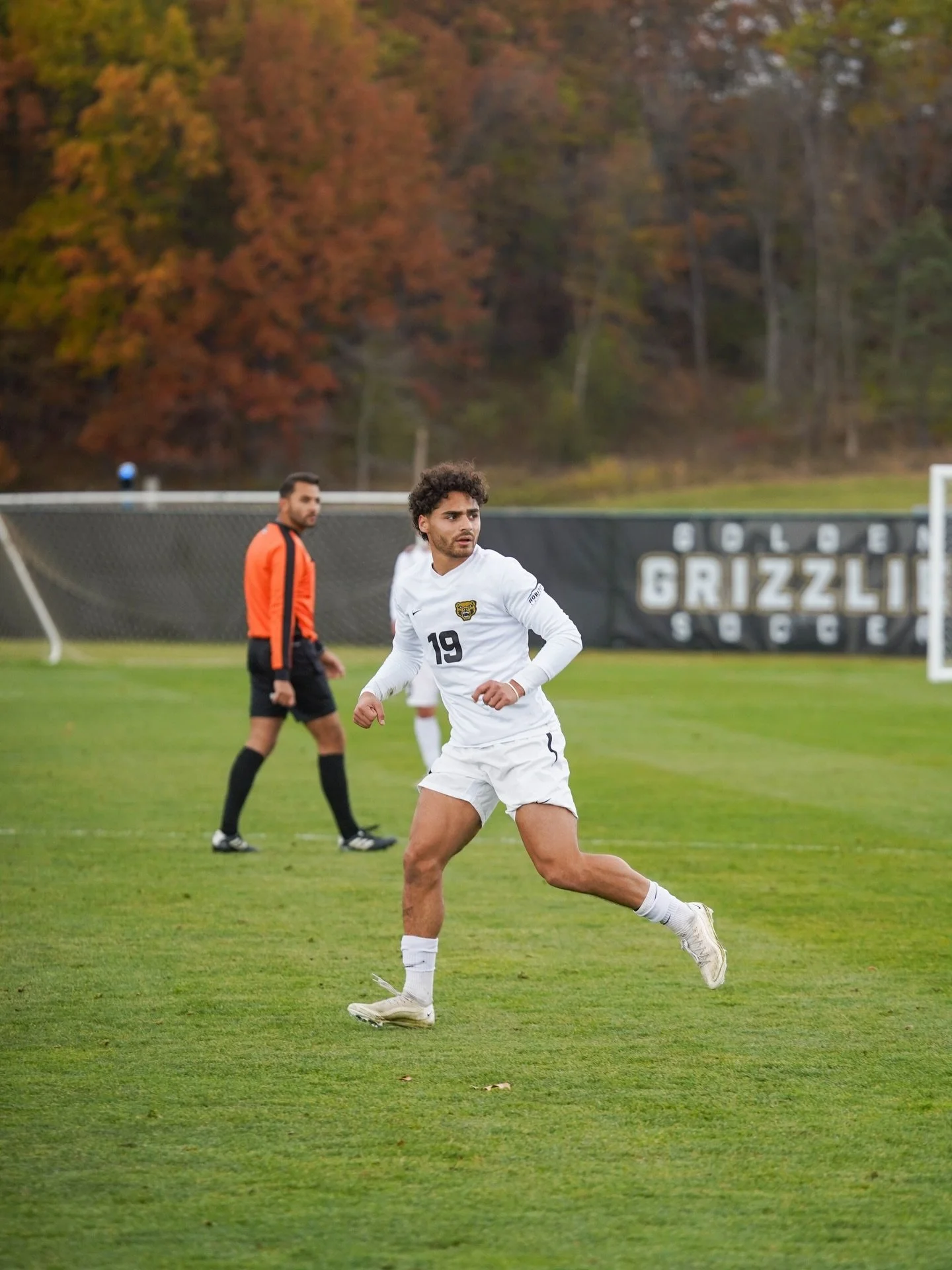 closed out fall sports - thankful for this team🐻🥺