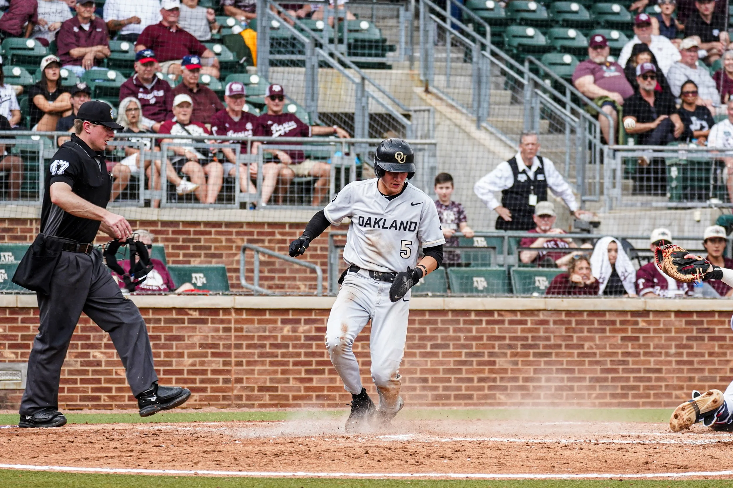 OU ATHLETICS_BASE_TAMU Game 3_AW-2026030769.jpg