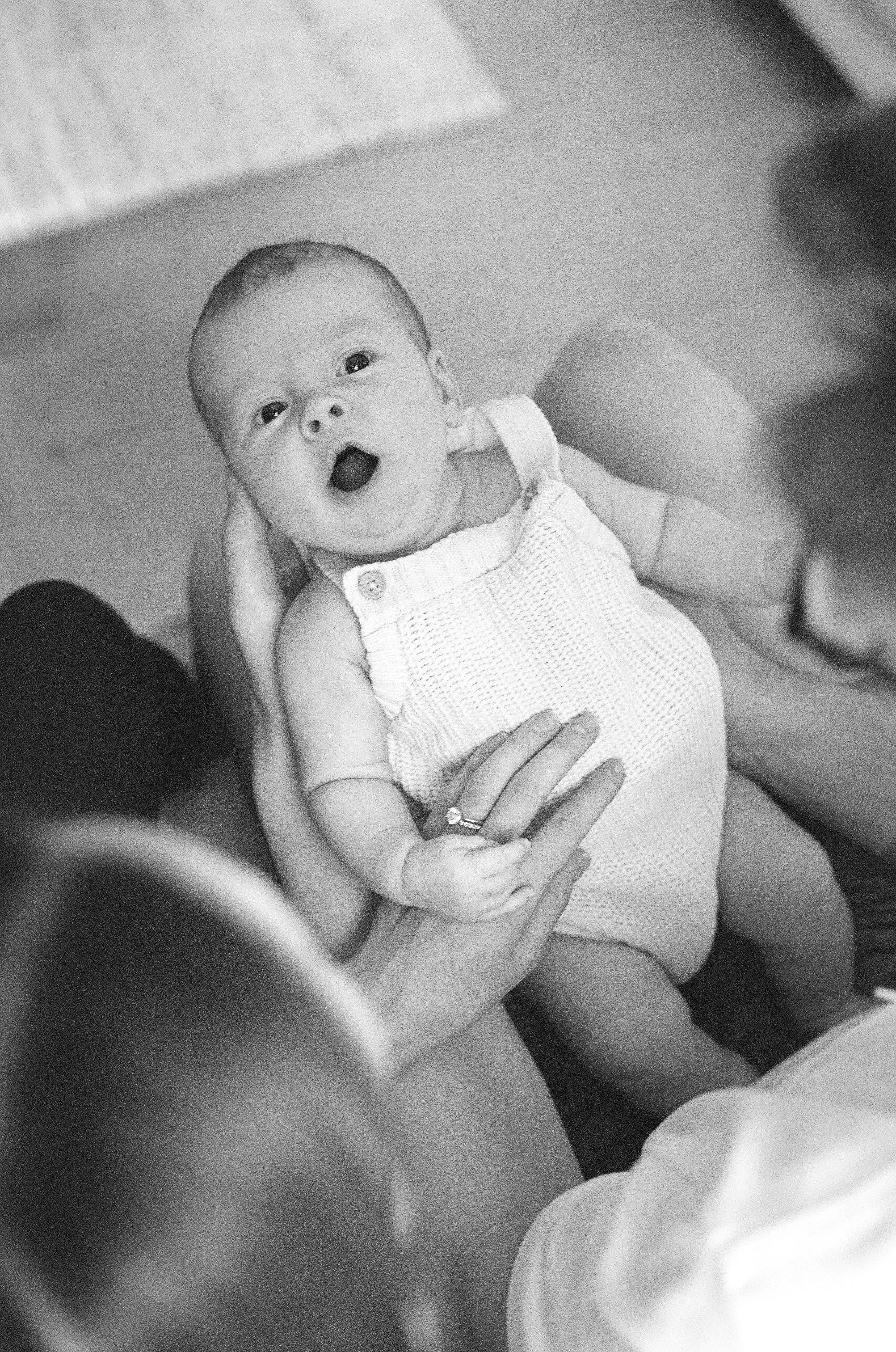 SunlitStories_Amelia_Newborn_BW_011.jpg