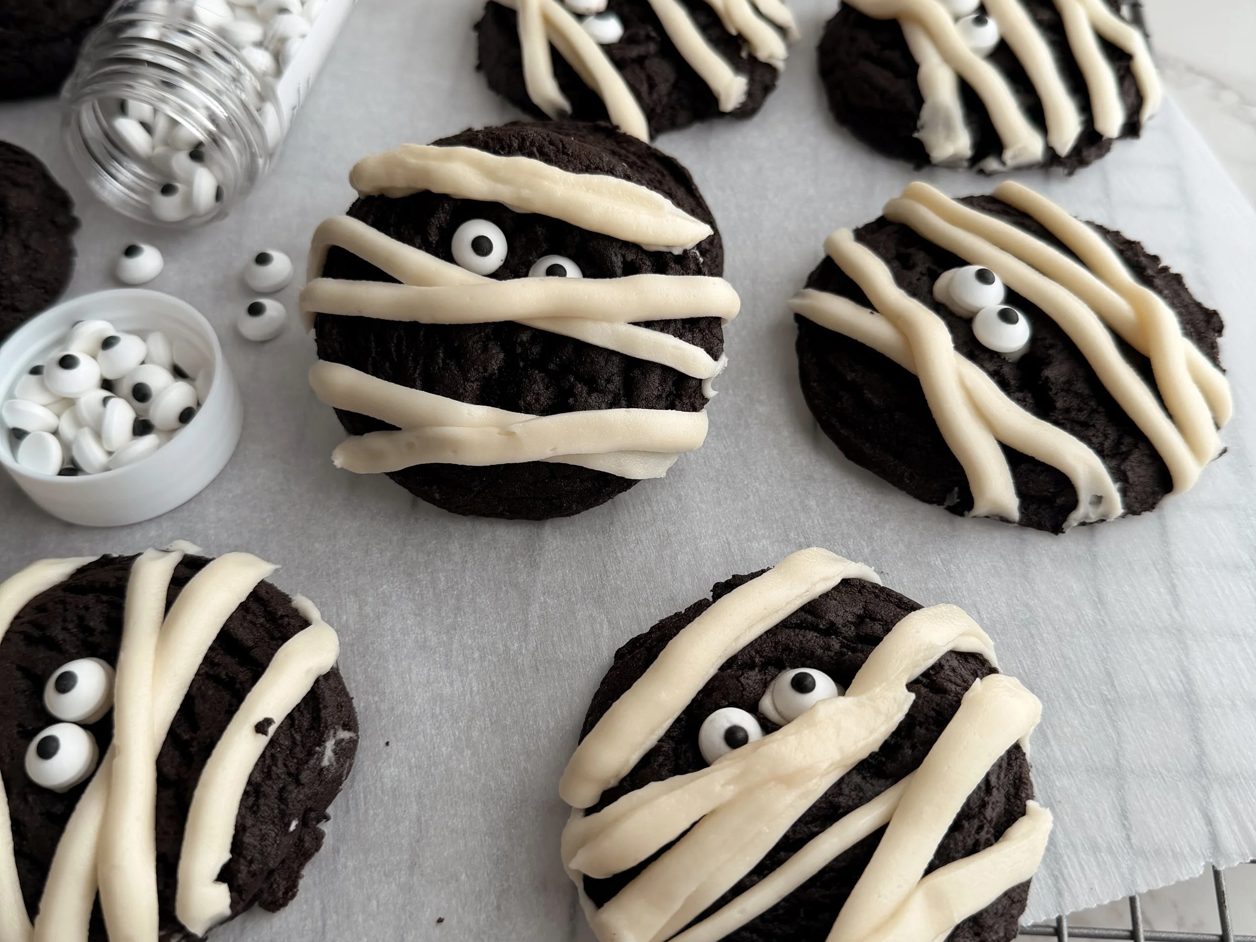 Spooky Halloween Mummy Cookies
