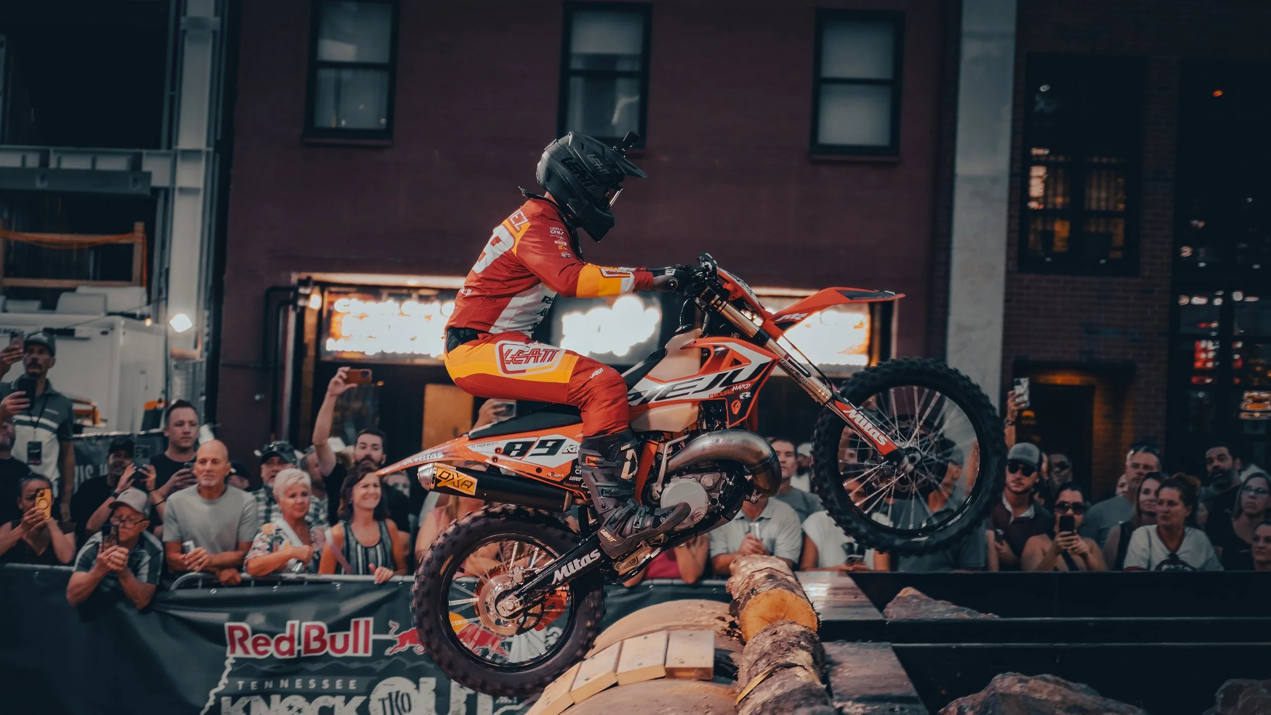 Moto RedBull.jpeg