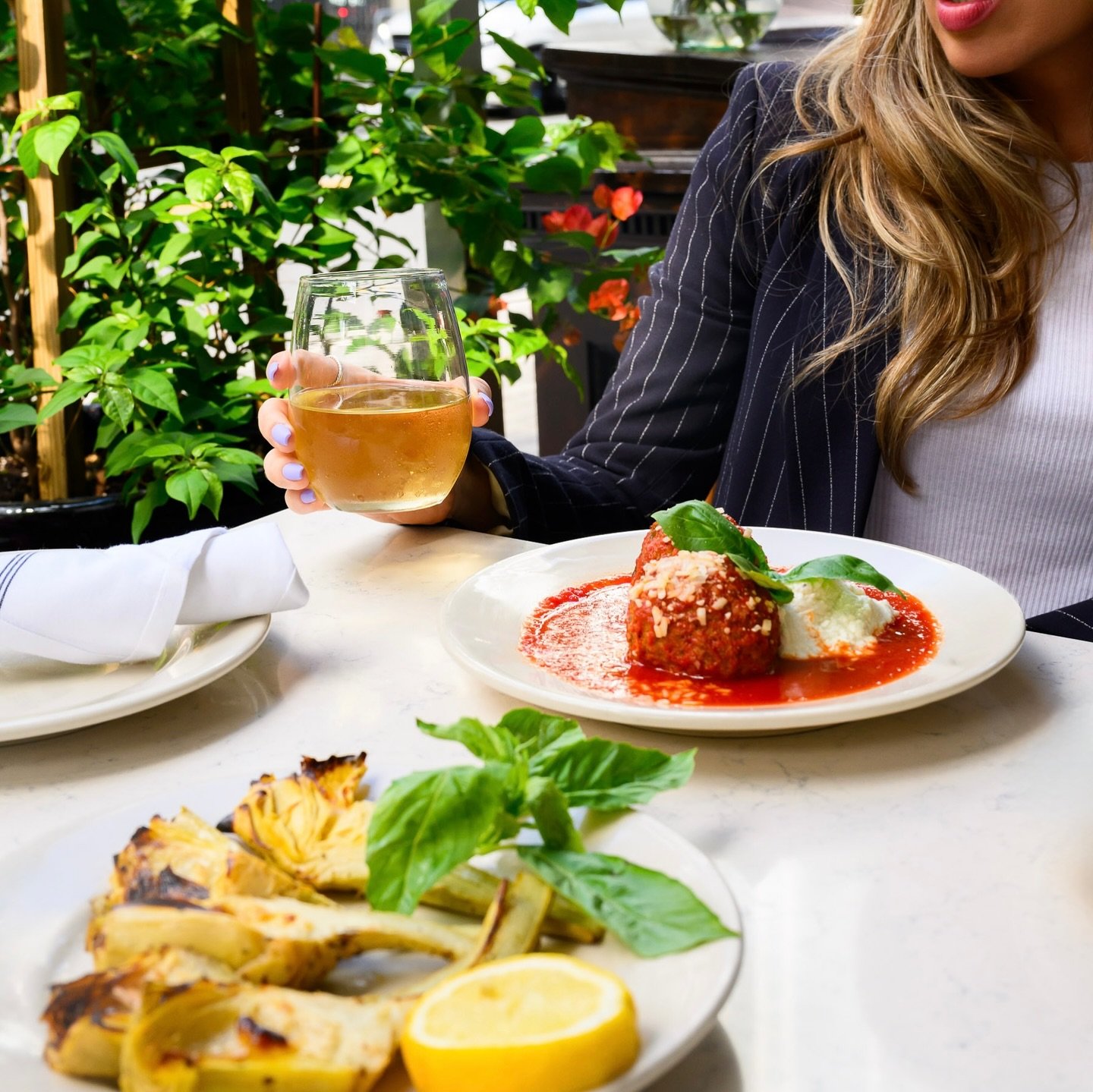 Meatball Mondays just hit different 🍝✨ Start the week strong with cozy vibes, saucy bites, and #HappyHour from 4&ndash;7pm, Monday through Friday. Come for the best meatball in town , stay for the good times ✨

#DCPIECO #miami #brickell #meatball #p