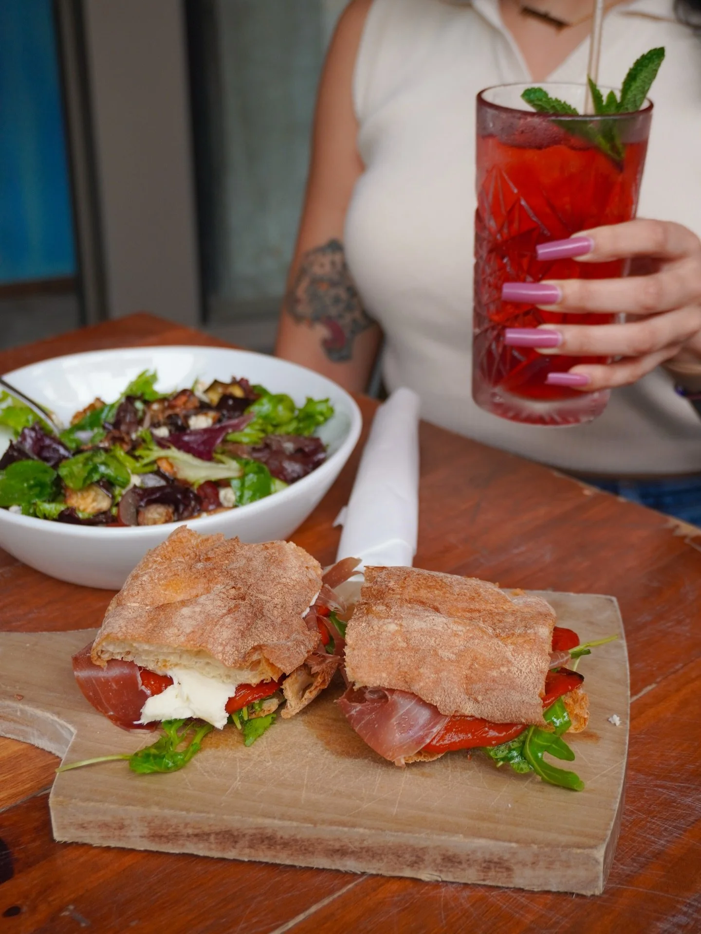 Clean ingredients, and always delicious. Power Lunch at DCP is always a good idea 🌿

DC PIE CO. 📍 1010 Brickell Ave # 200, Miami, FL 33131

#dcpieco #miamifood #brickell #miamilunch