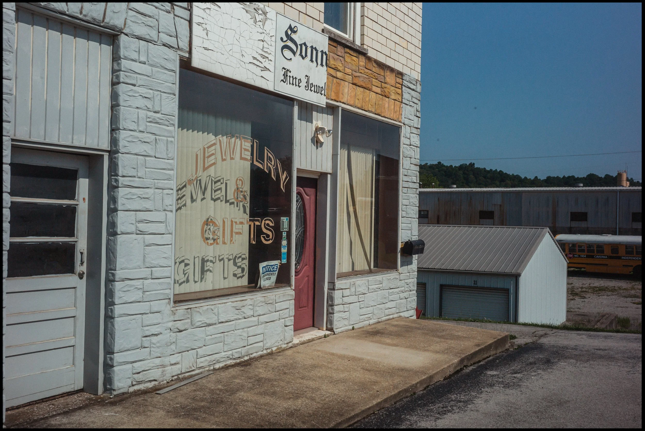 L1005825.jpg