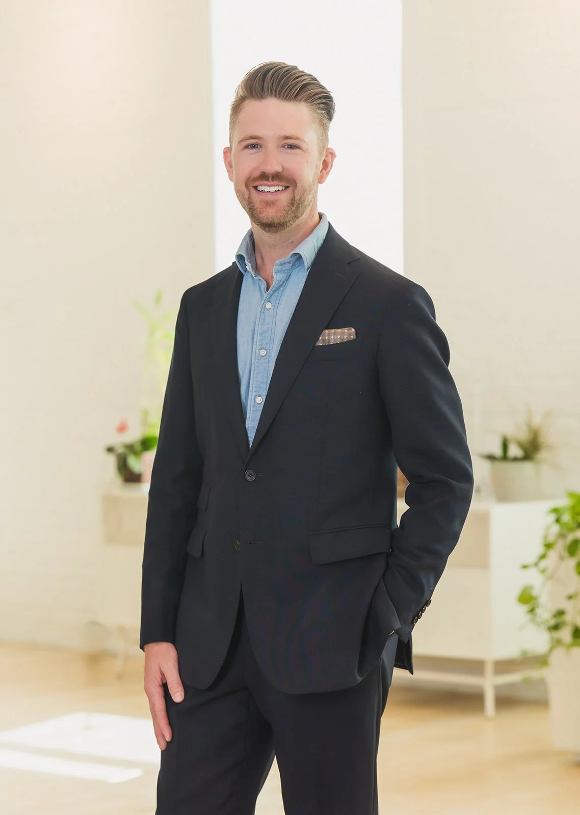 2024-10-10 Mark Lee Team-216.jpg