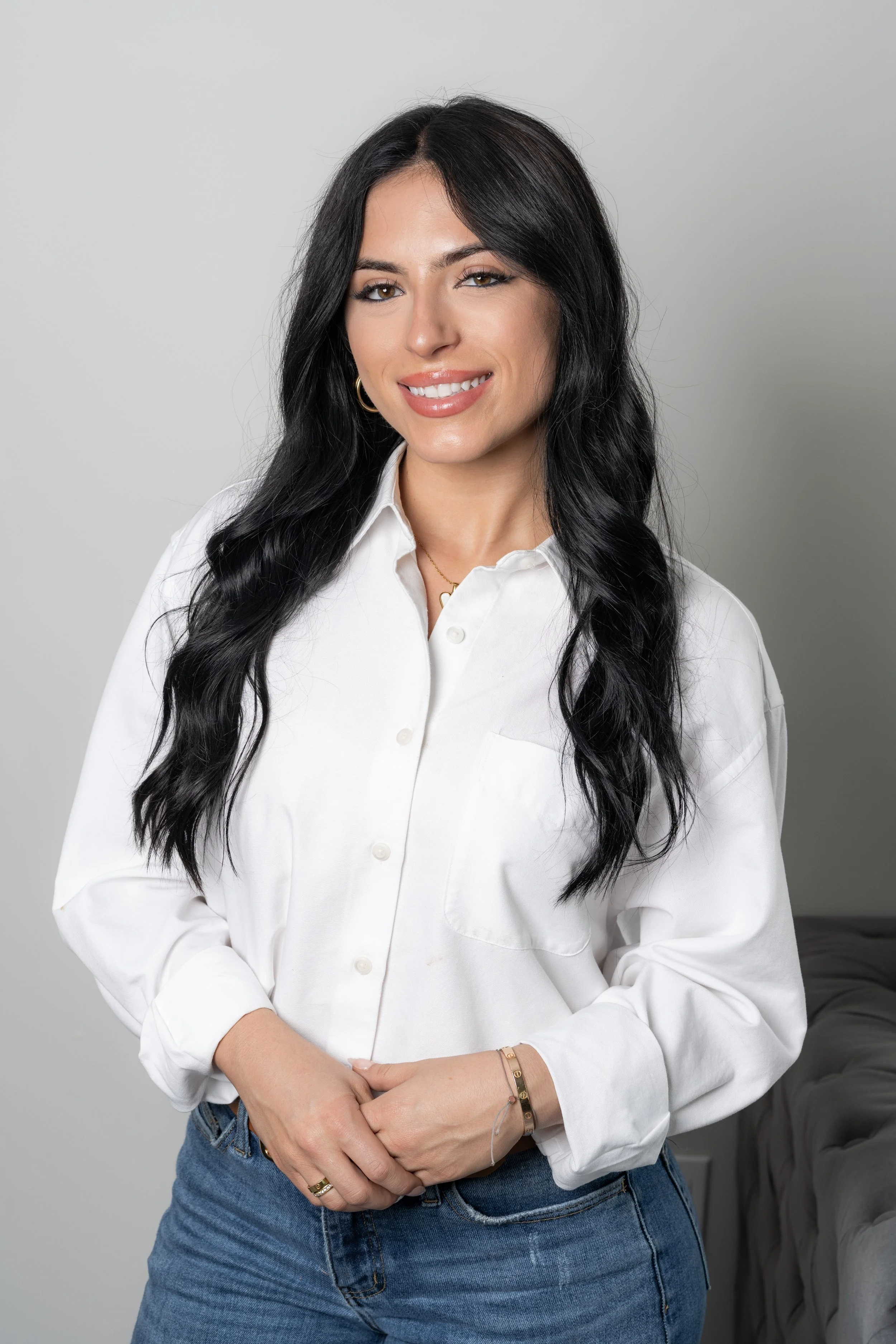 Samantha Chierchio, LMSW, licensed therapist for young adults specializing in anxiety