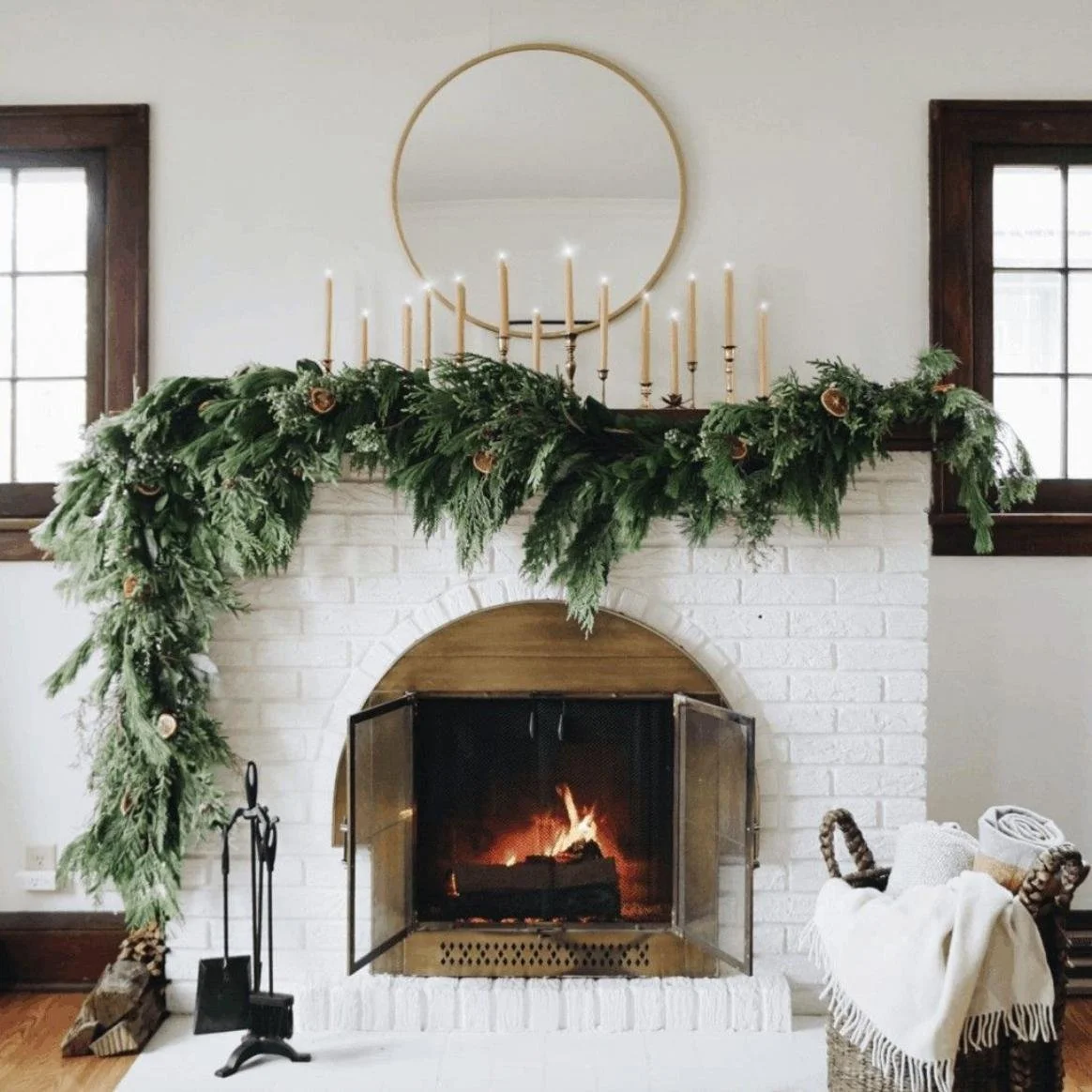 Seasons_Gallery_Mantel.jpg