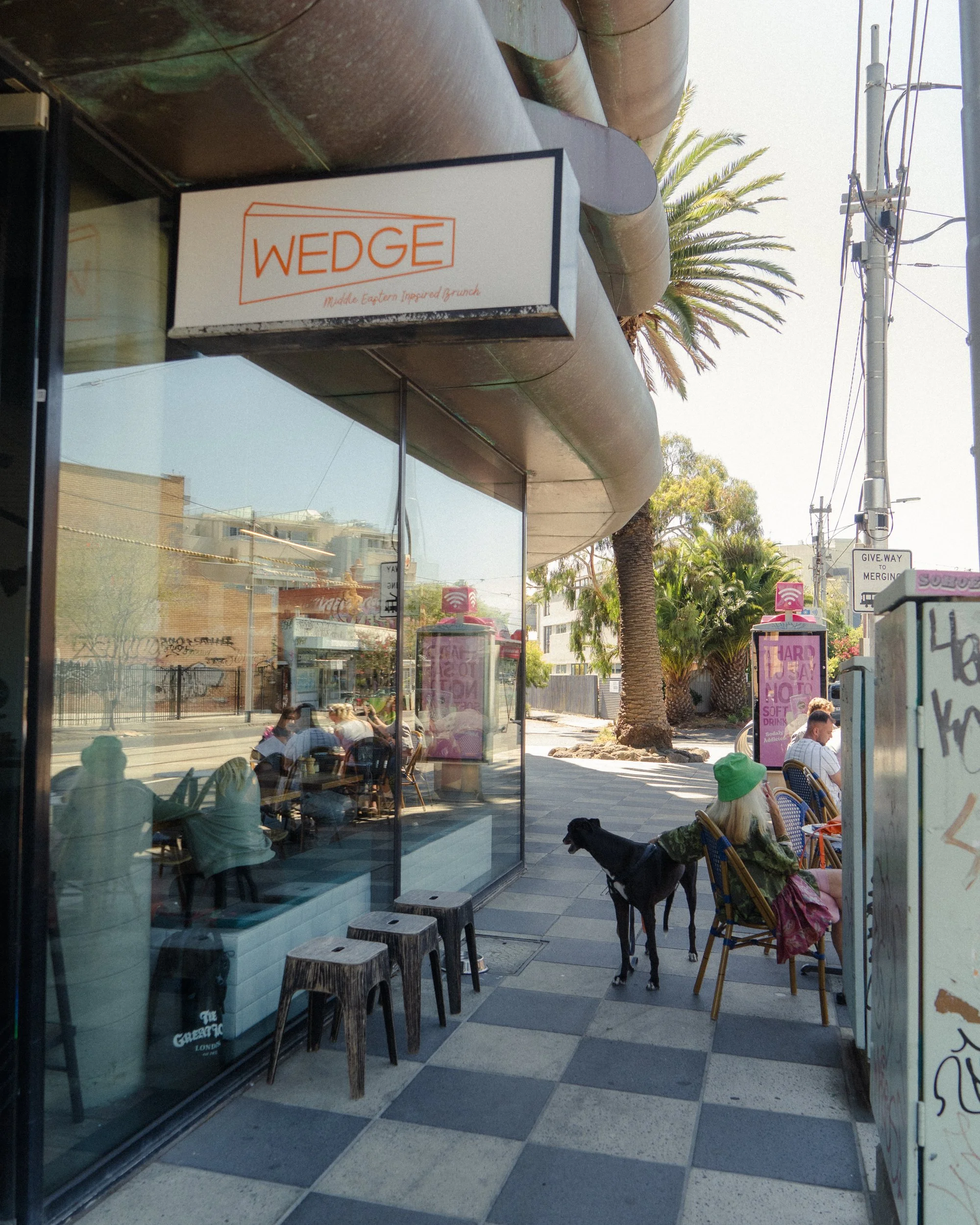 Where to Eat Near St Kilda Beach: Coffee &amp; Brunch Locals Recommend