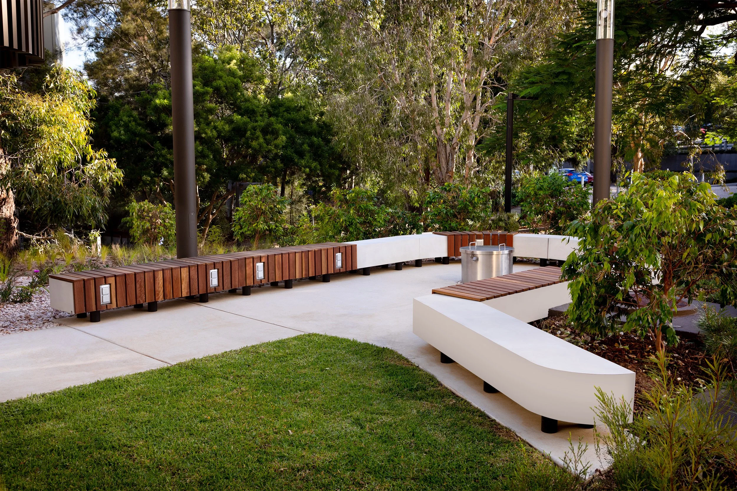OODGEROO UNIT - QUT