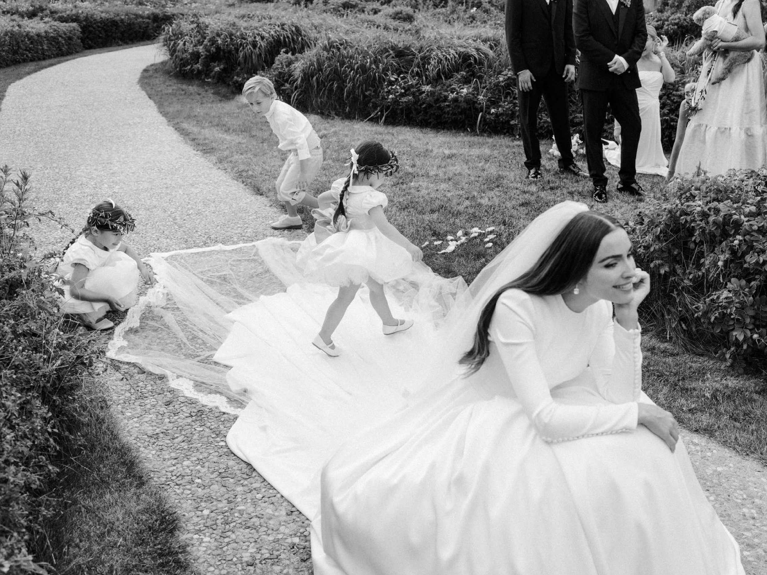 Snap Snap! Why Authentic Photography Is Defining Modern Weddings.