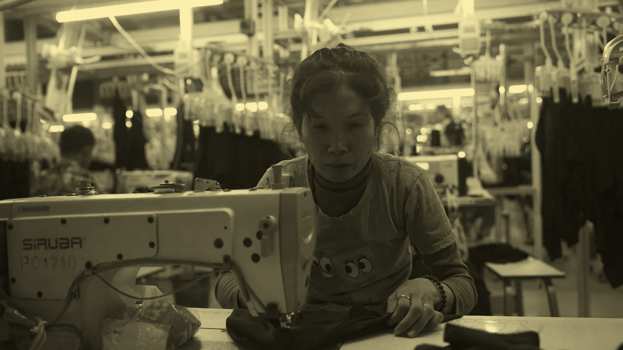 Chinese-owned factories move to Cambodia to avoid U.S. tariffs | CBS News, March 2025 