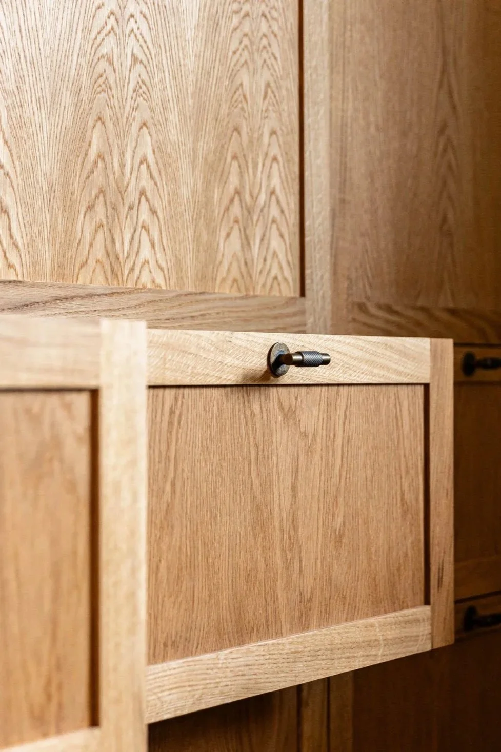Thur%C3%B8-snedker-garderobe-8.jpg