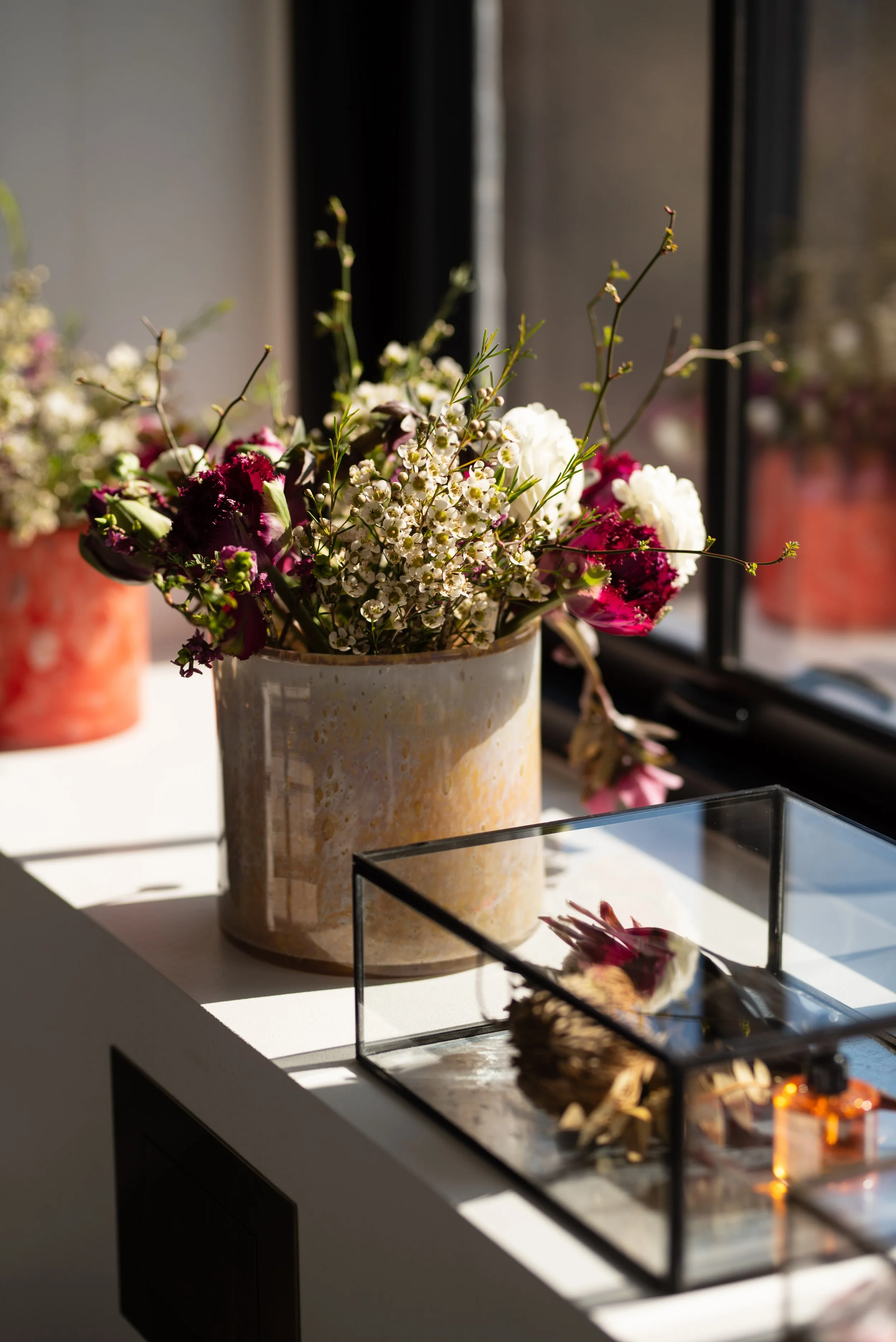 Selma-Niklas-Vedbaek-Badevaerelse-Blomster.jpg
