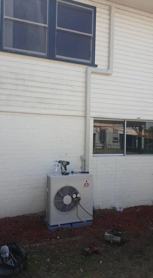 Split system air conditioner install
