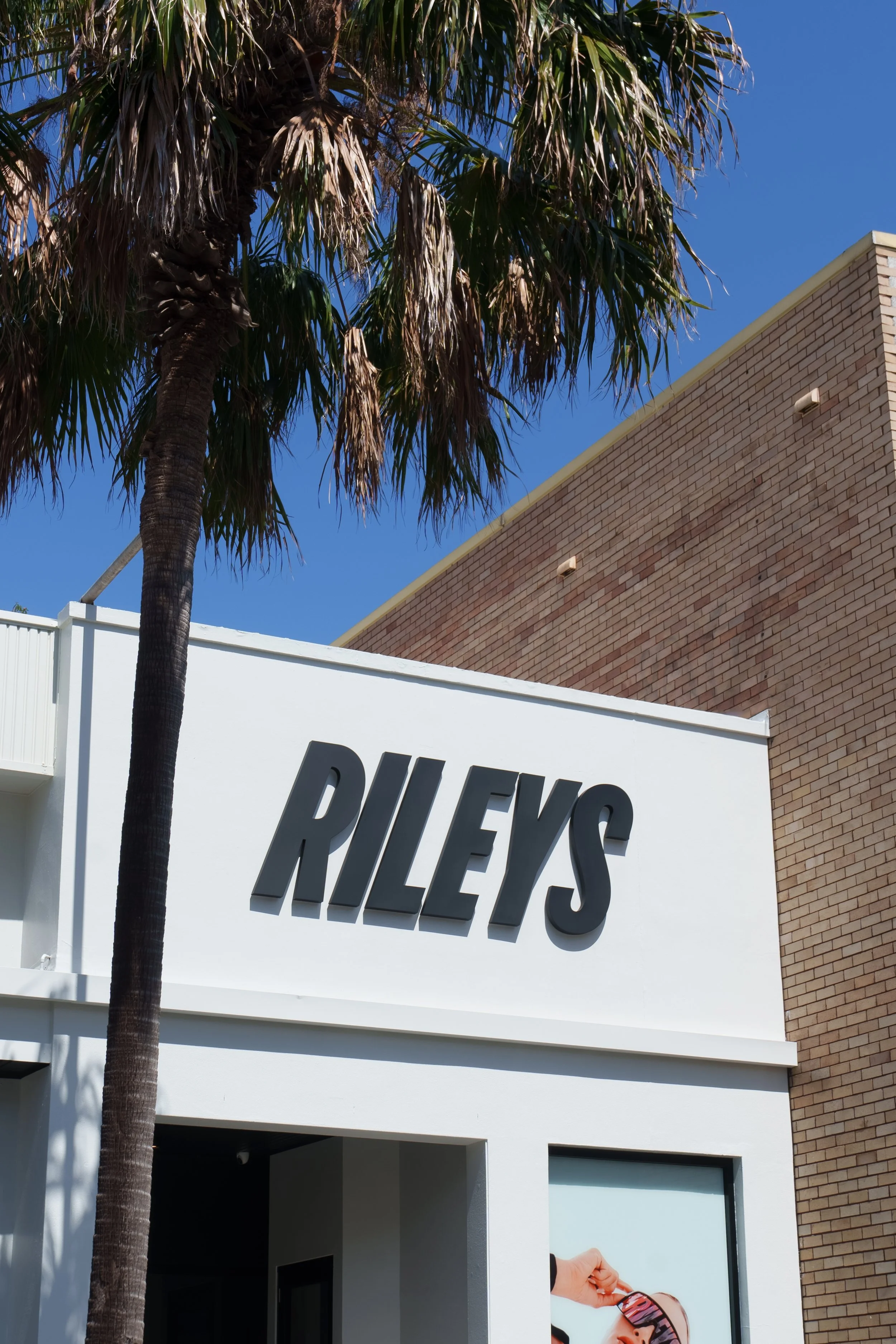 Sydneys Best 24 Hour Gym. Rileys Gym.