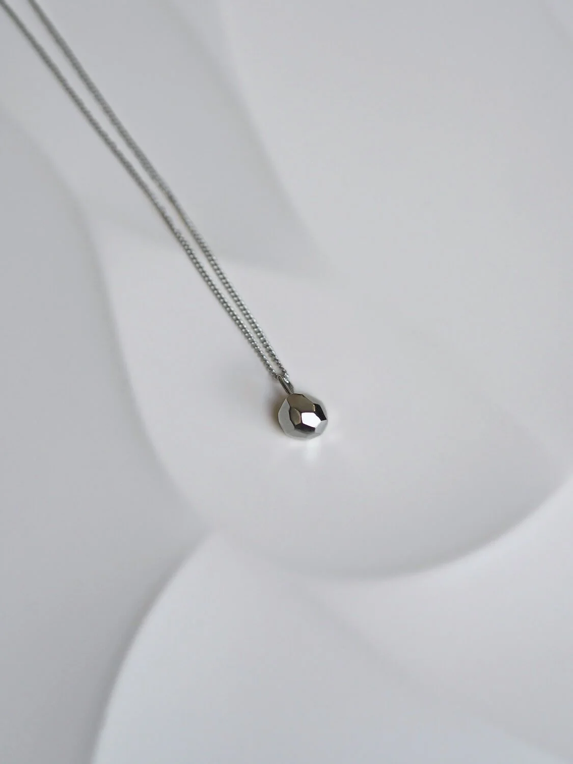 Silver Faceted Ball Pendant Necklace