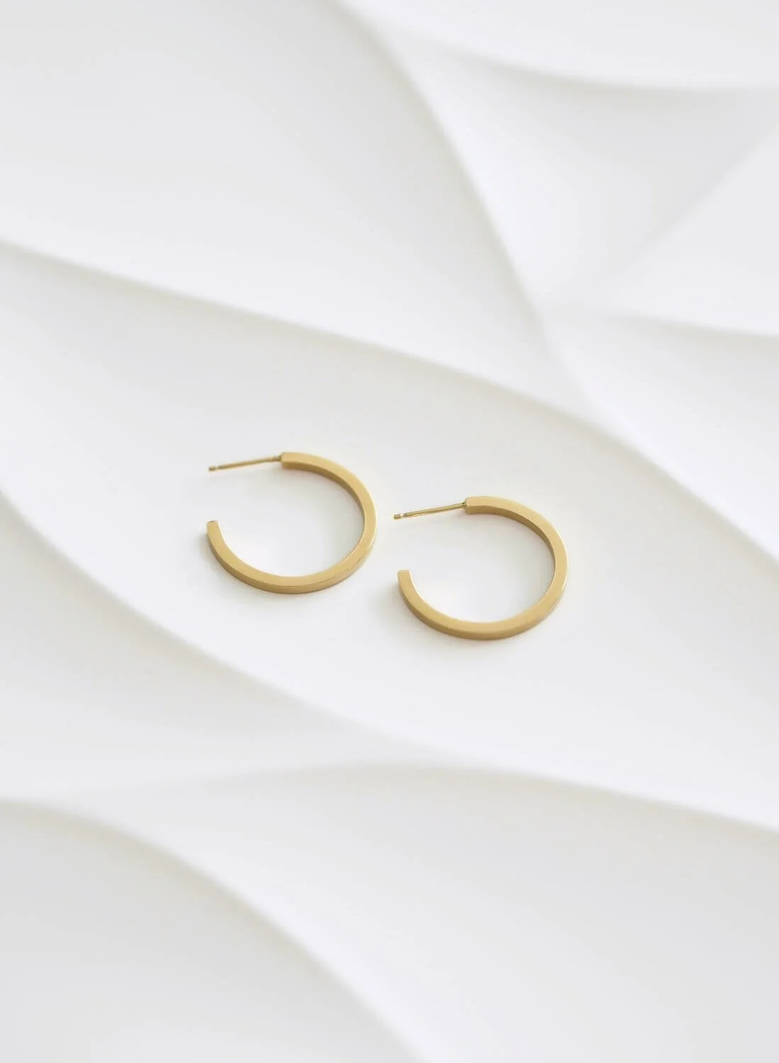 Gold square hoop open earrings