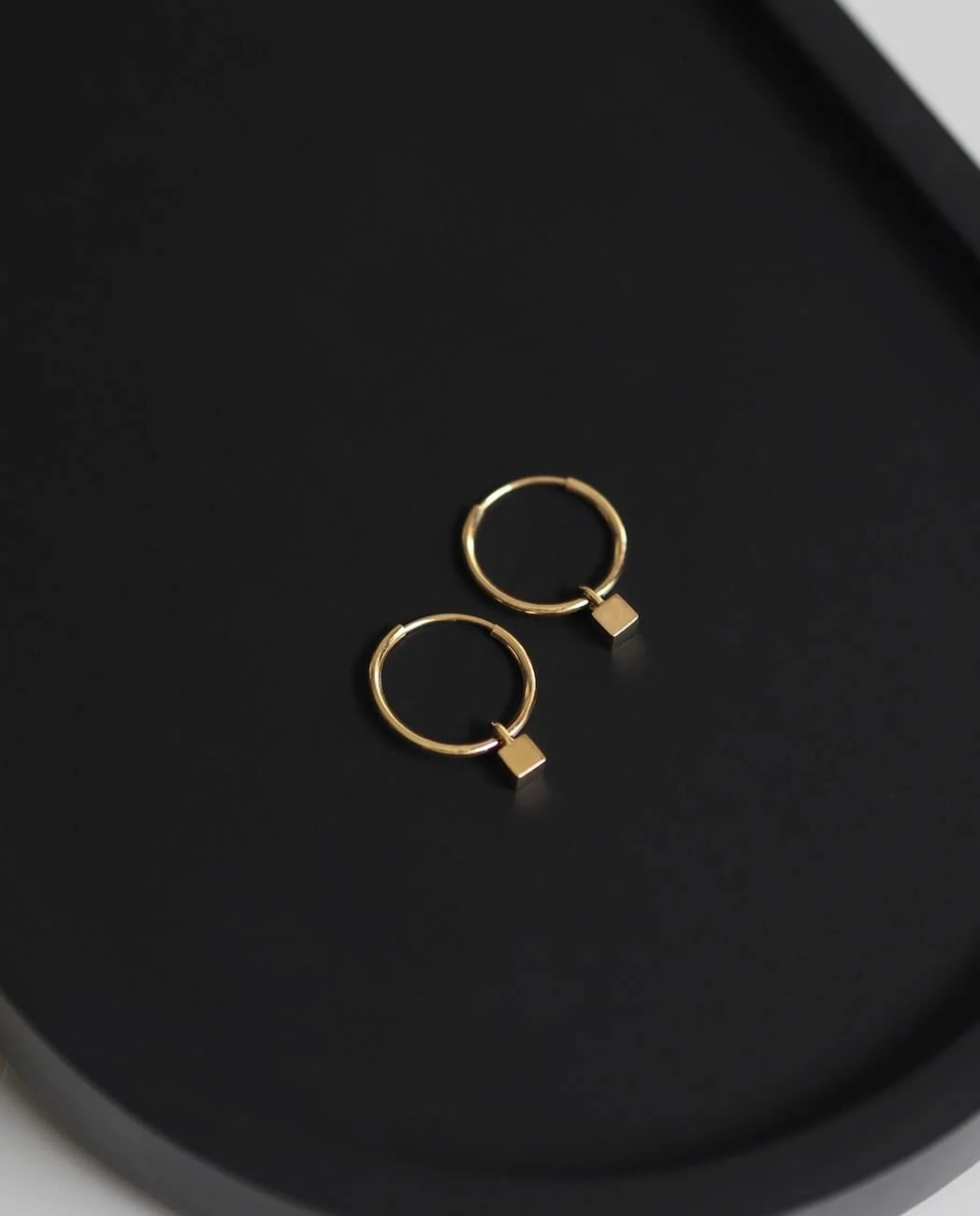Gold cube hoop earrings