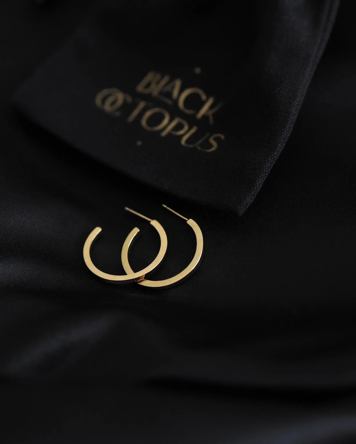 Modern Gold square hoop open earrings