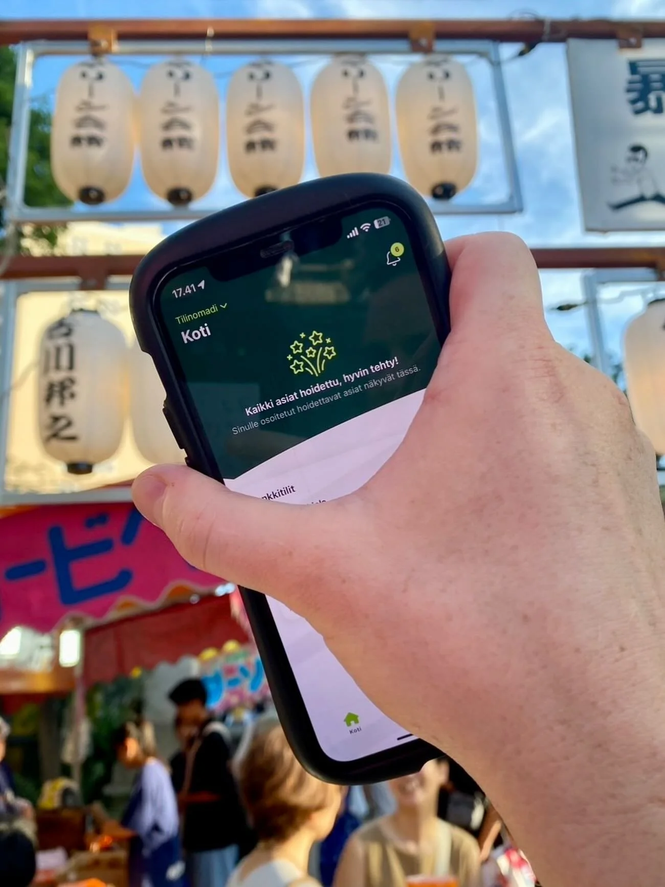 Hei Fennoan k&auml;ytt&auml;j&auml;t! Huomasitteko jo Fennoan uuden ulkoasun? N&auml;ytt&auml;&auml; raikkaalta ja toimii hyvin my&ouml;s v&auml;h&auml;n pidemm&auml;lt&auml; - esimerkiksi reissuilla, m&ouml;kilt&auml; tai festareilta. Terveiset Taru