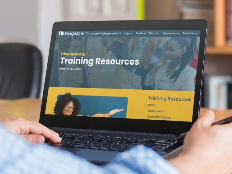 Steegle-One-Intranet-Portal-An-employee-browsing-through-training-resources.jpg
