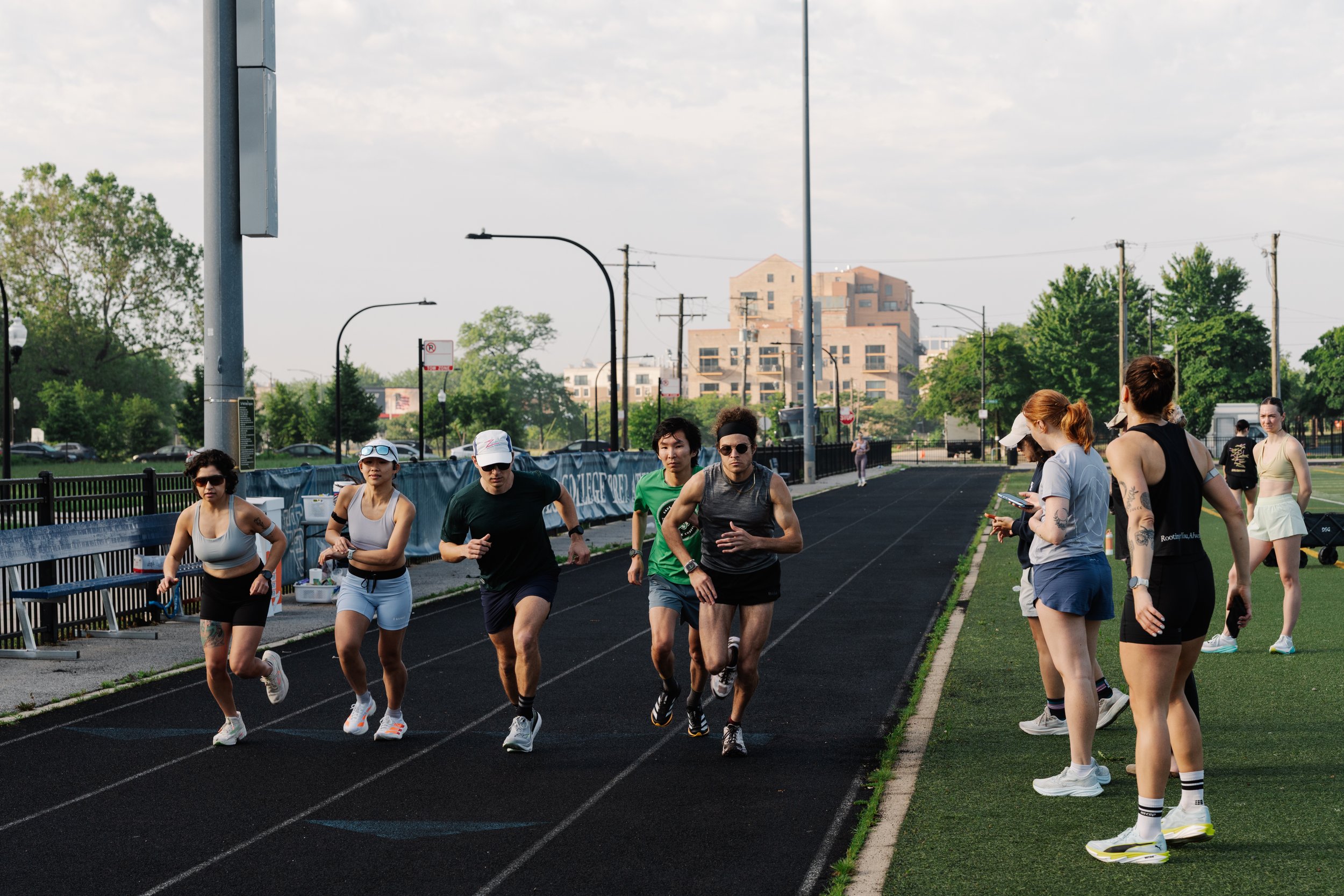 Office Hours: Split 800s - Fast/Float/Fast