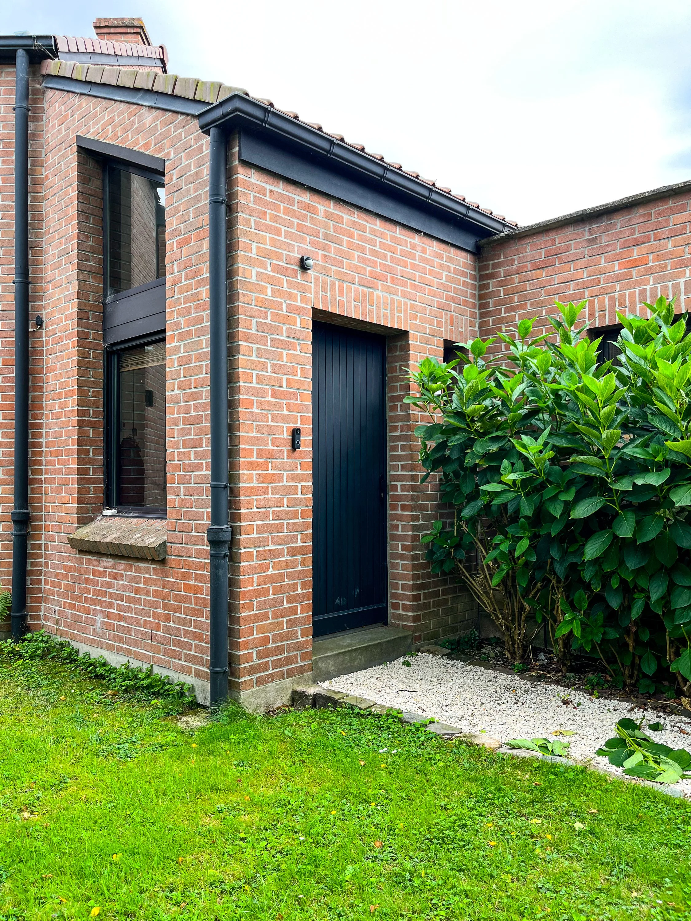 MAISON_CAPTIVE HEM-07.jpg