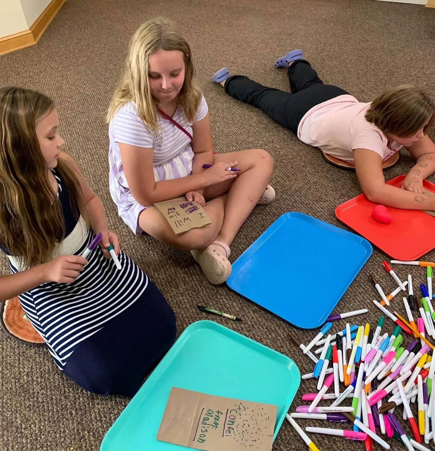 🌟 Changemakers Homework: What&rsquo;s in Your Bag? 🌟

This week, we&rsquo;re each invited to fill a simple brown lunch bag with something we&rsquo;re willing to share with Jesus&mdash;just like the little boy who shared his lunch in the story of th