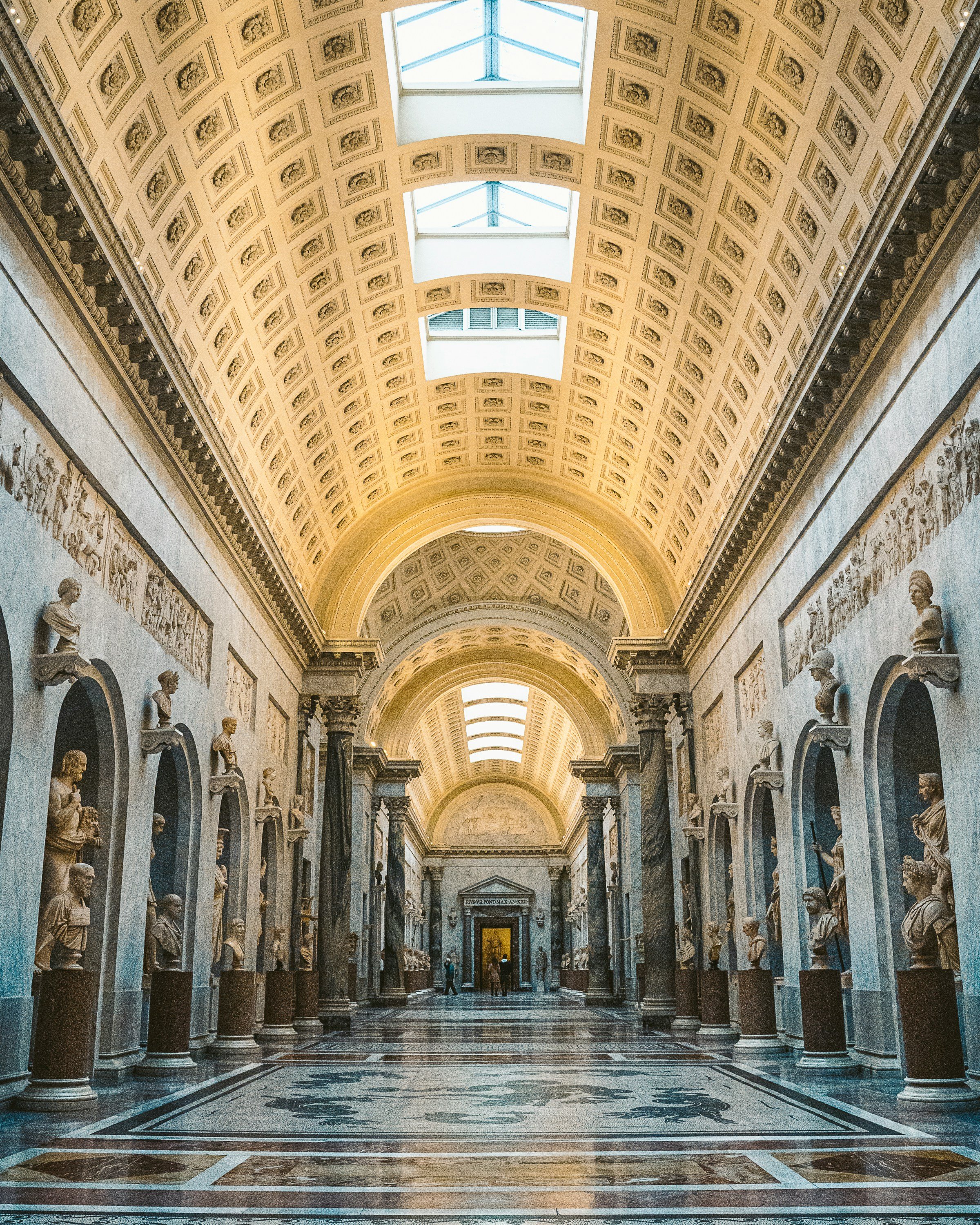 andrea-zanenga-uQbN1jU4RvM-unsplash.jpg