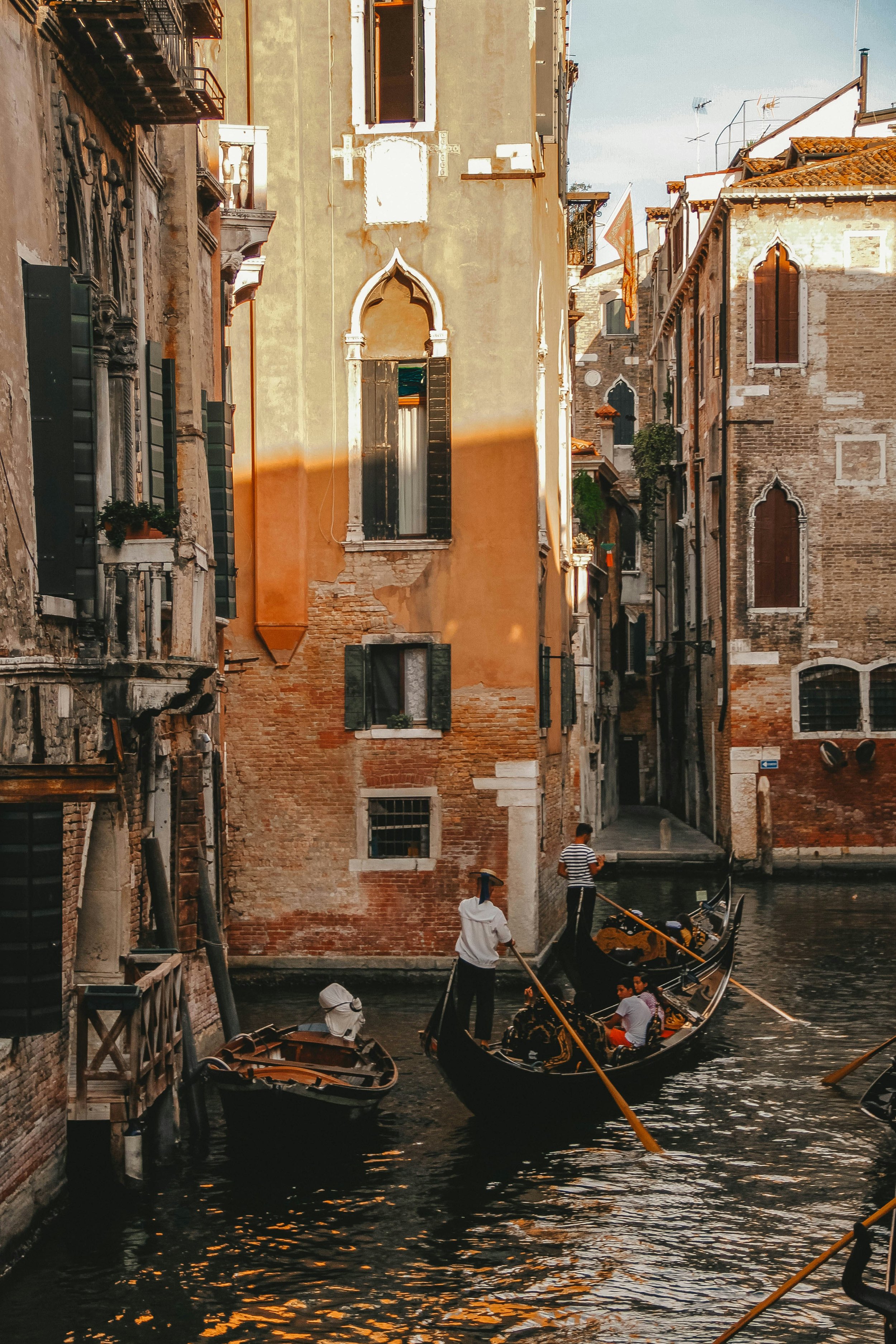 liubov-ilchuk-9Rr4gB94kCc-unsplash.jpg