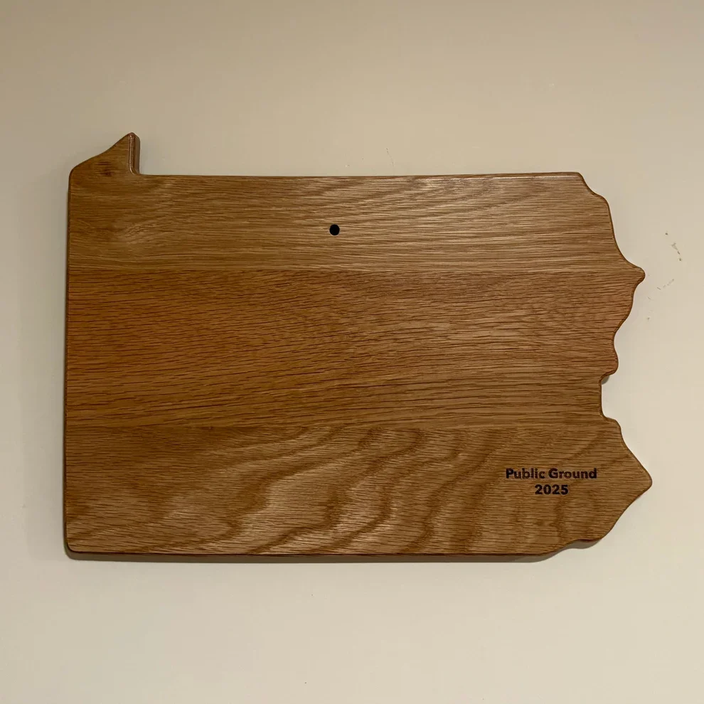 Engraved Oak European State Mount Plaque close 2.webp