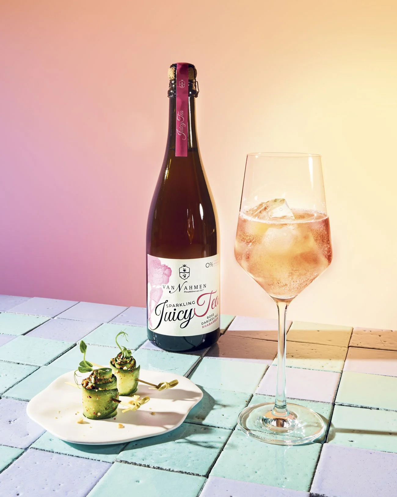 Sparkling Pink und Gurkenrollen mit Crunch