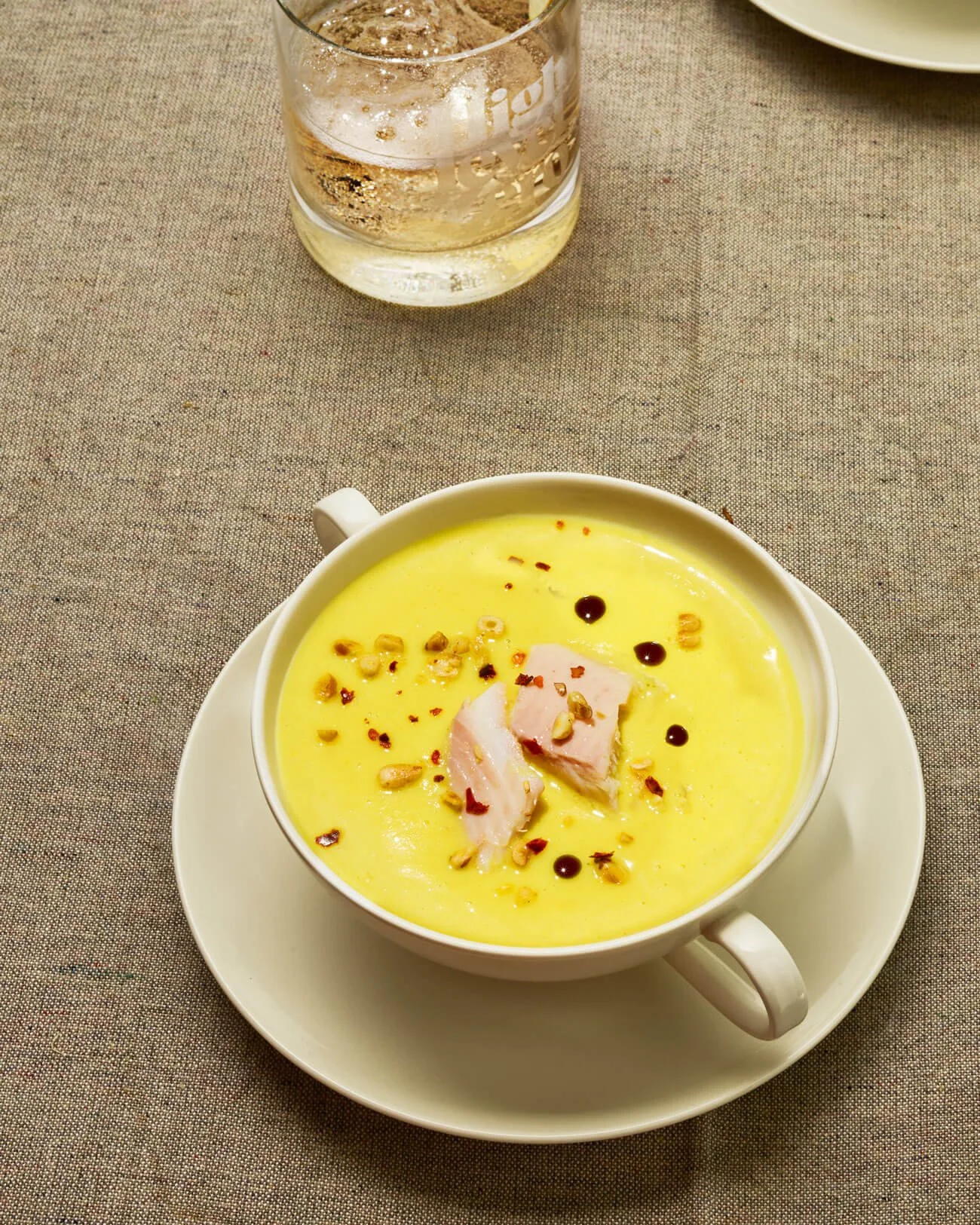 Sparkling Pink alkoholfrei mit Bitter-Apfel und Selleriesuppe 