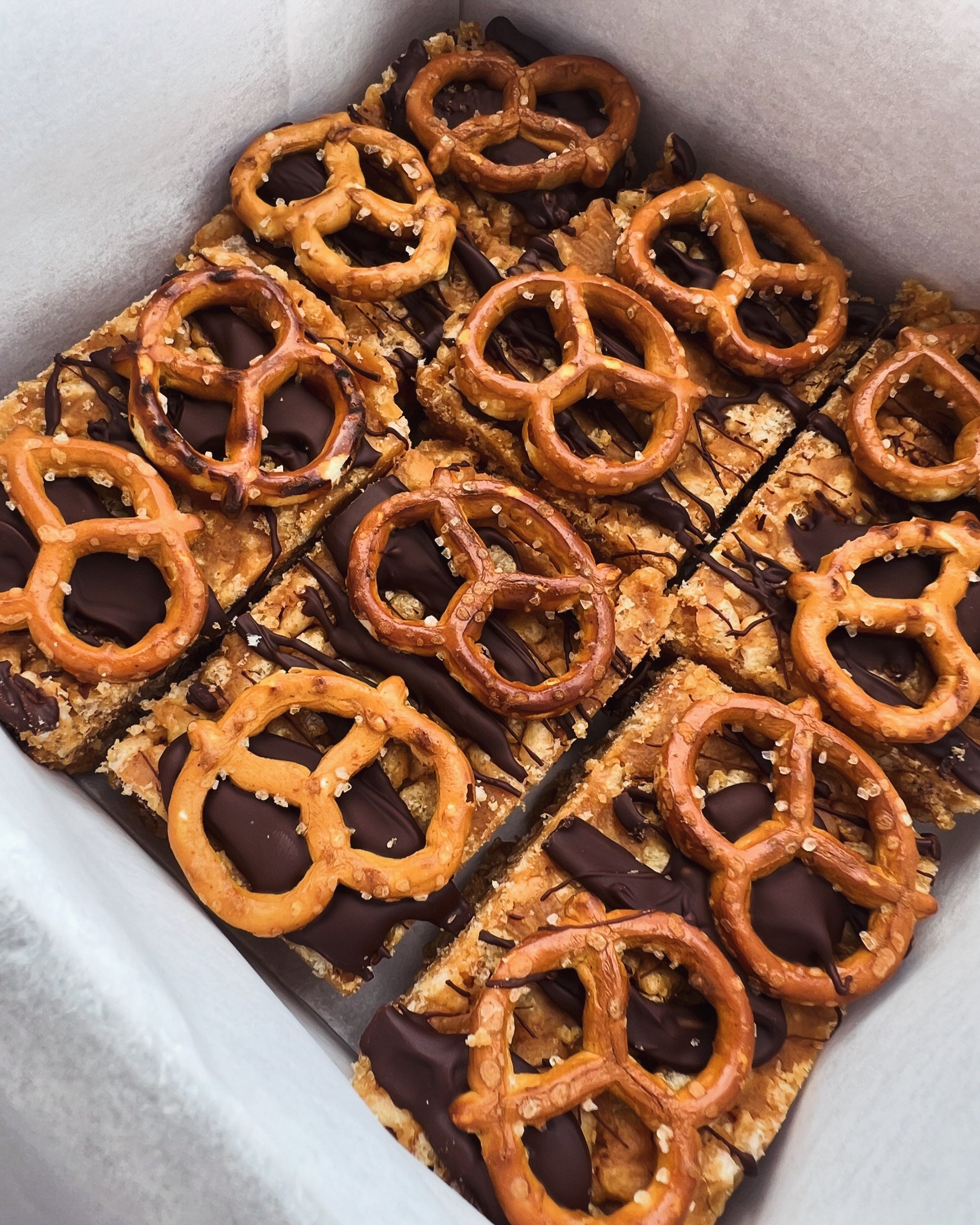Peanut Butter Pretzel Bars - box of 6